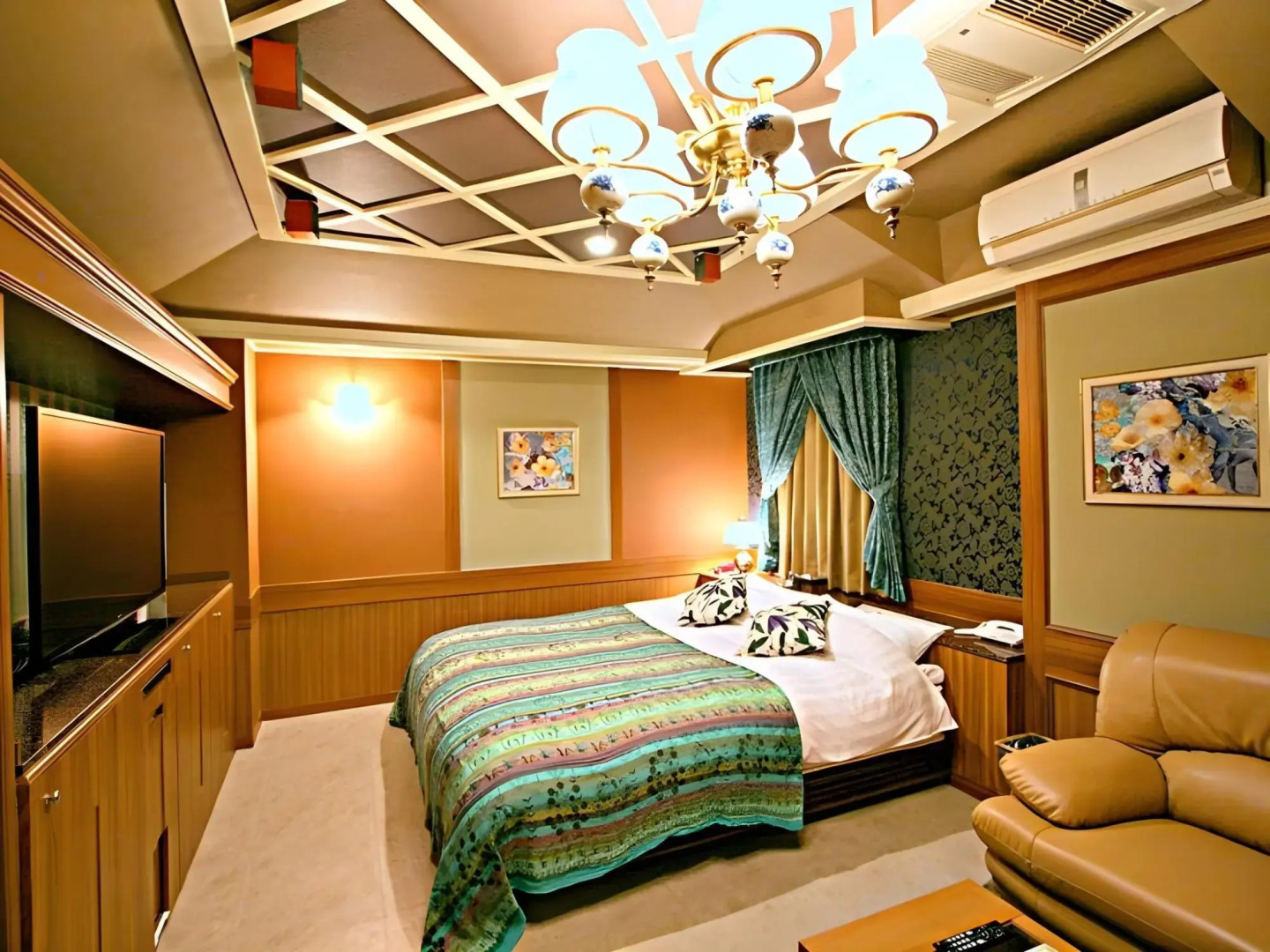 Sari Resort Kawanishi -Adults Only