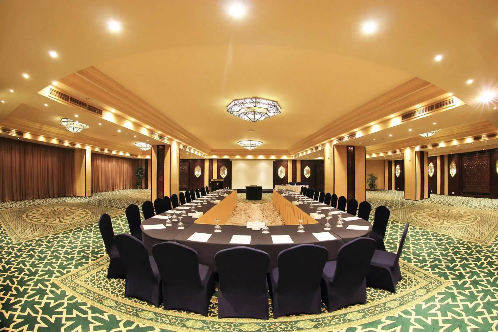 Pyramisa Downtown Residence