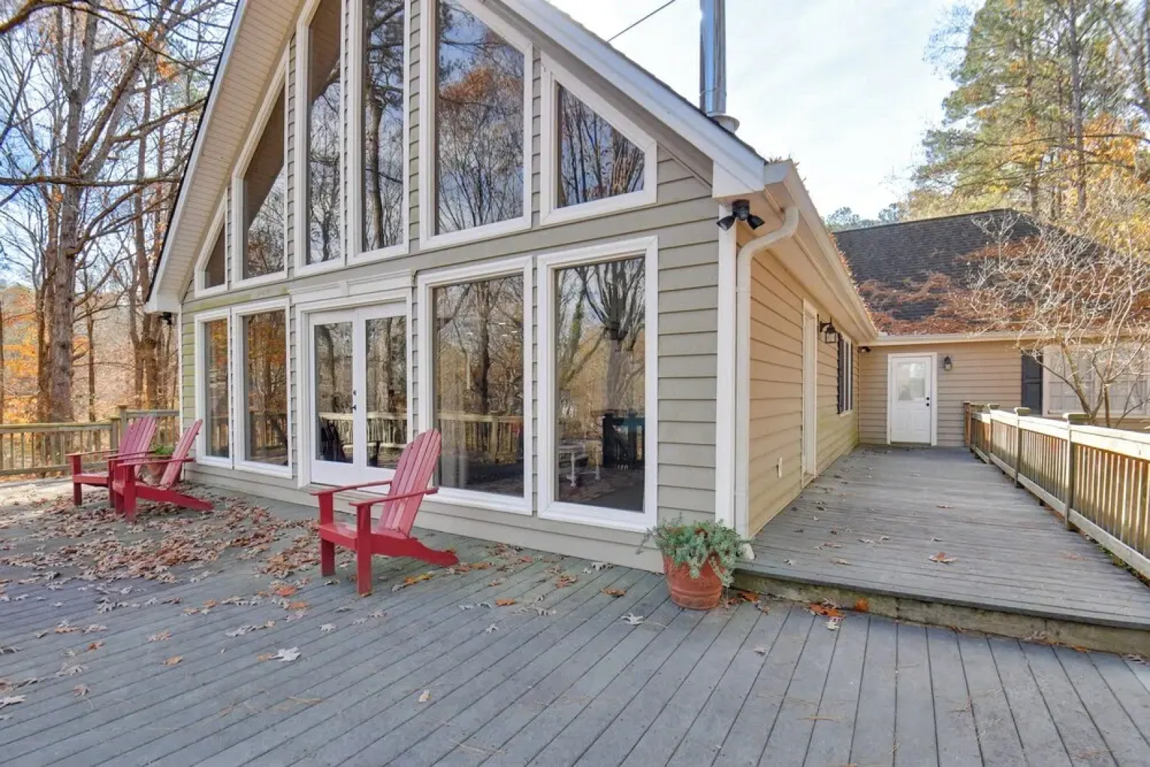 Buckhead Home w/ On-site Lake Oconee Access!