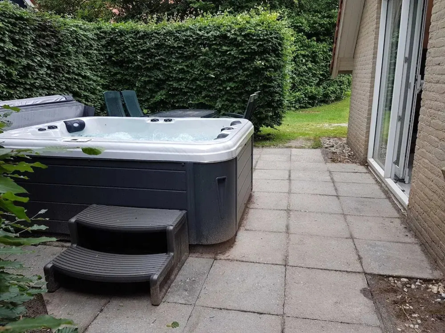 Holiday Home With a Jacuzzi, 20 km. From Assen