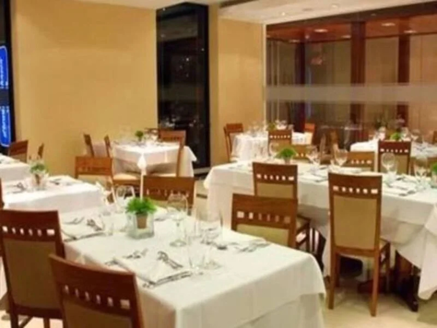 Howard Johnson by Wyndham Villa Maria Casino