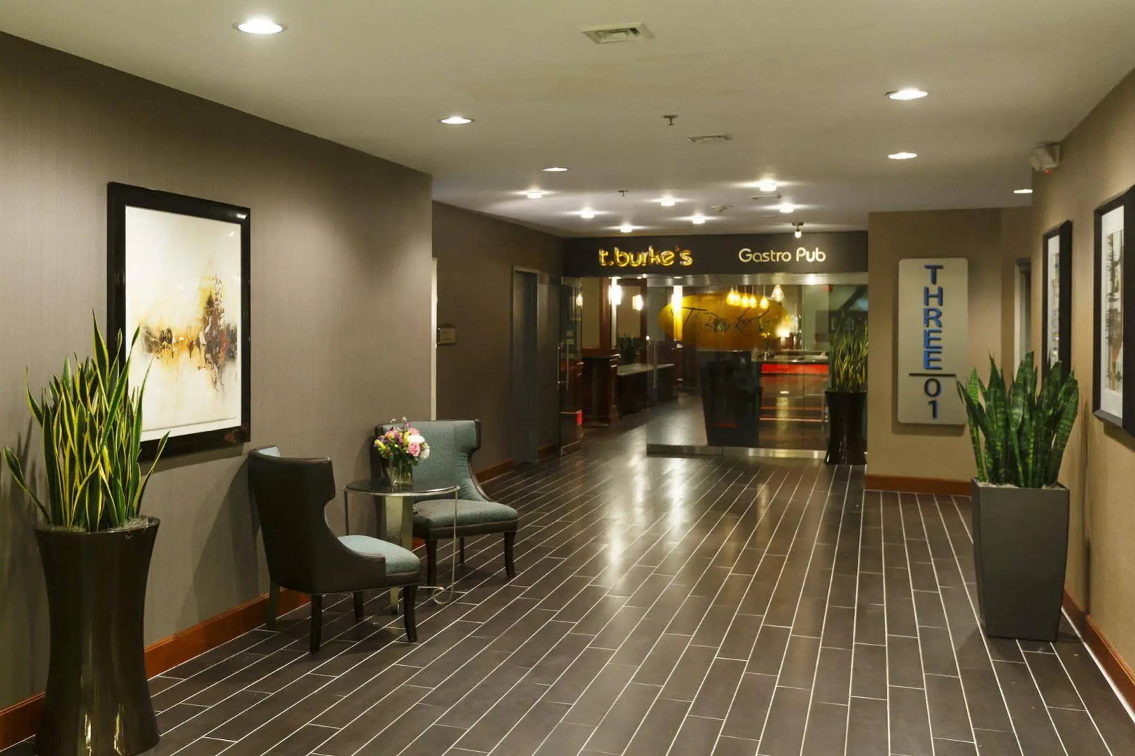 The Alloy King of Prussia - a DoubleTree by Hilton