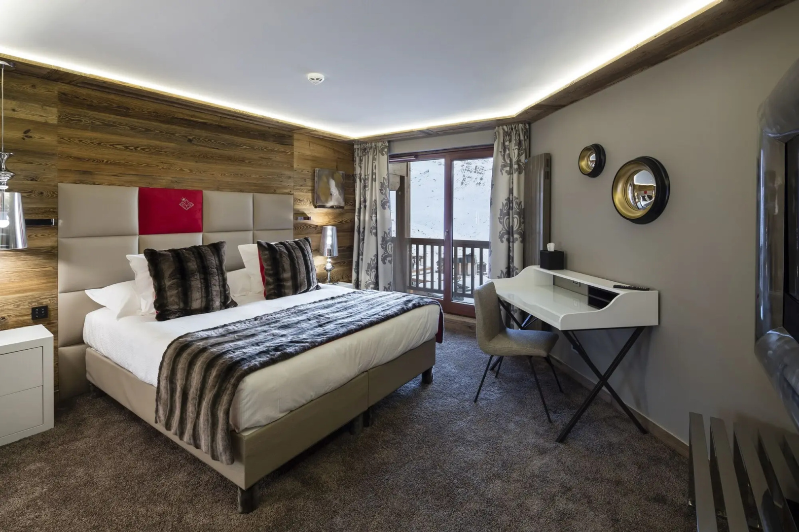 Hôtel Koh-I Nor by Les Etincelles
