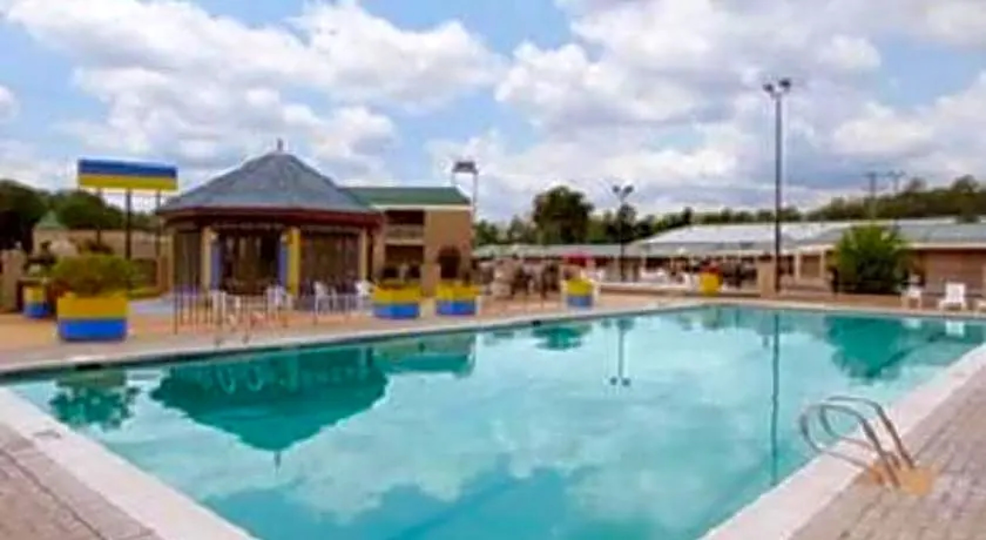 Travelodge by Wyndham Petersburg