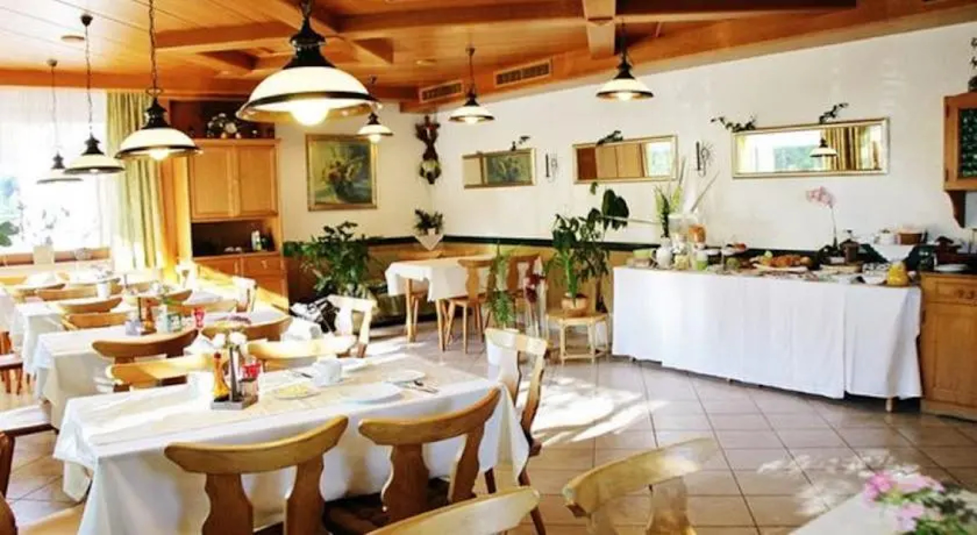 Gasthof-Pension "Zum Haugstein" - Familie Eder