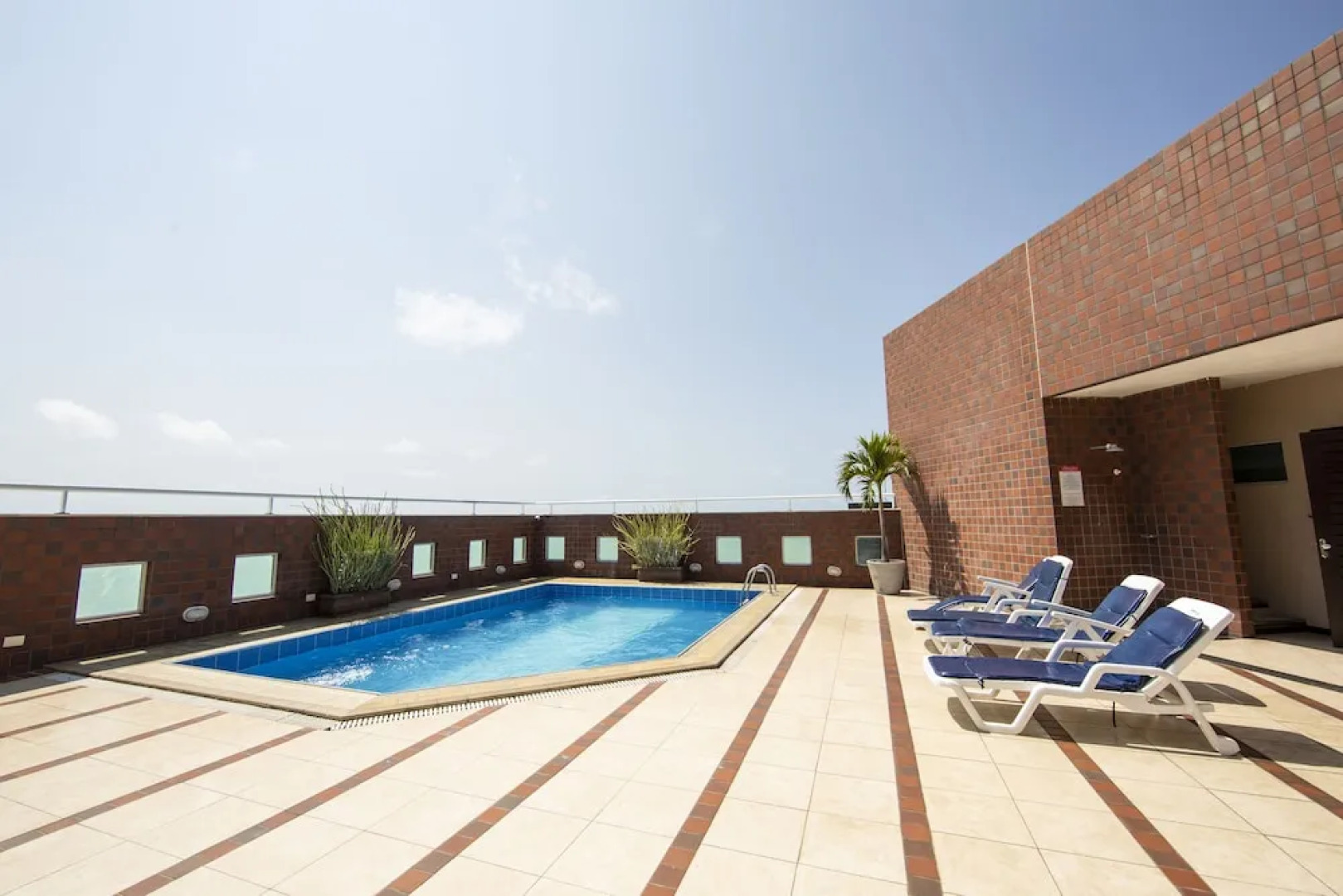 Suite em bairro nobre de Natal no Othon