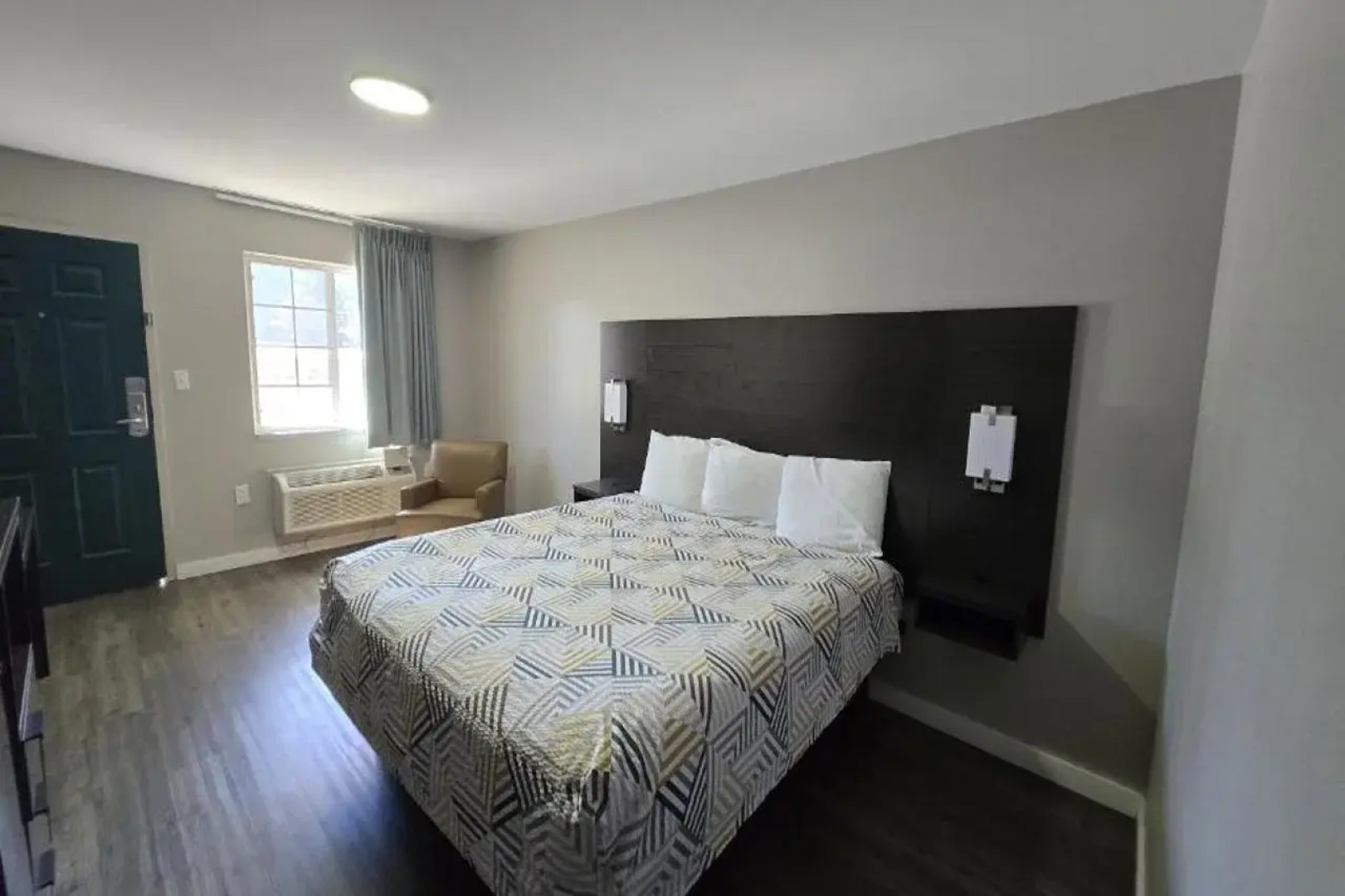 Deerfield Inn McComb I-55