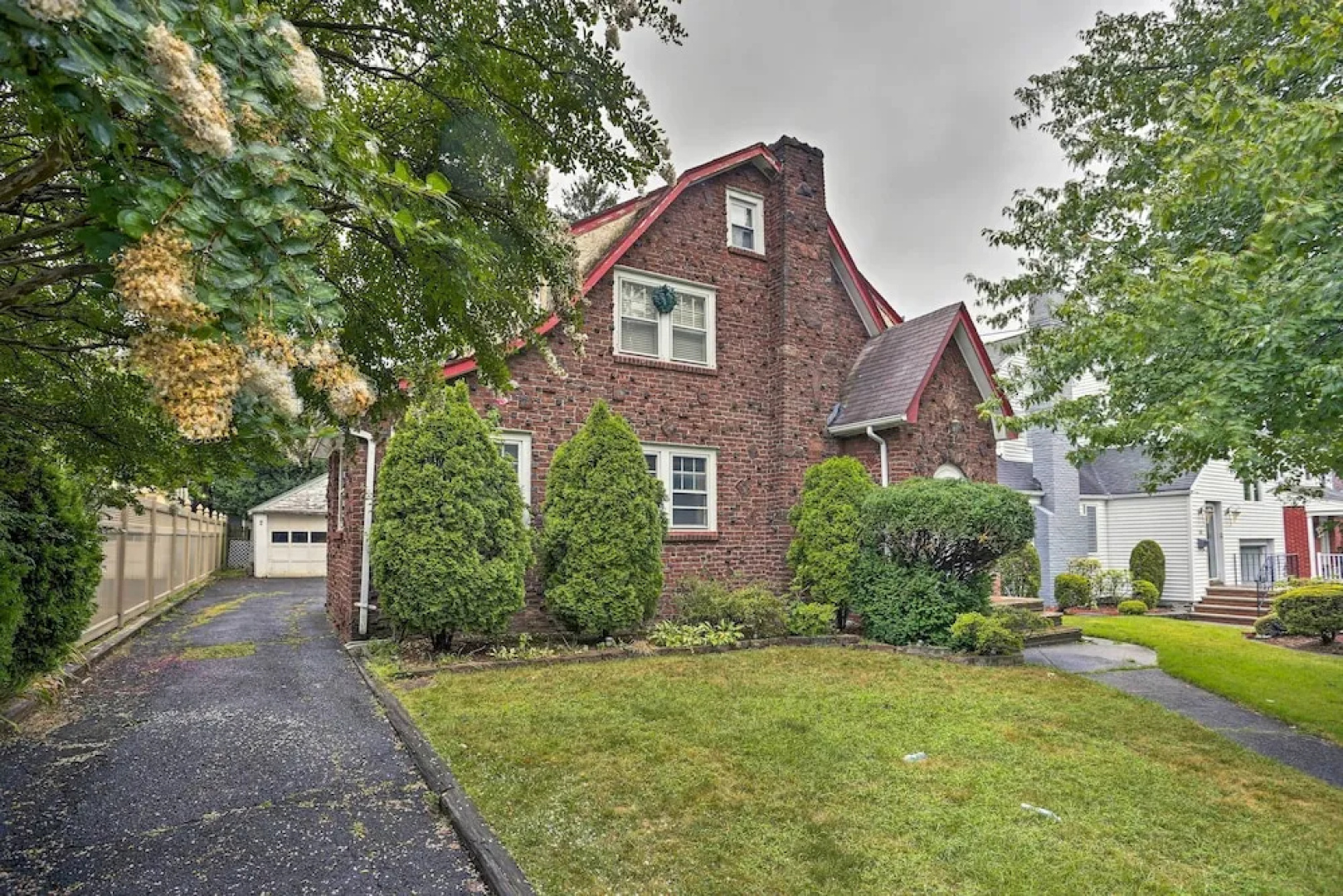 Lovely Home Near FDU & Holy Name Hospital!