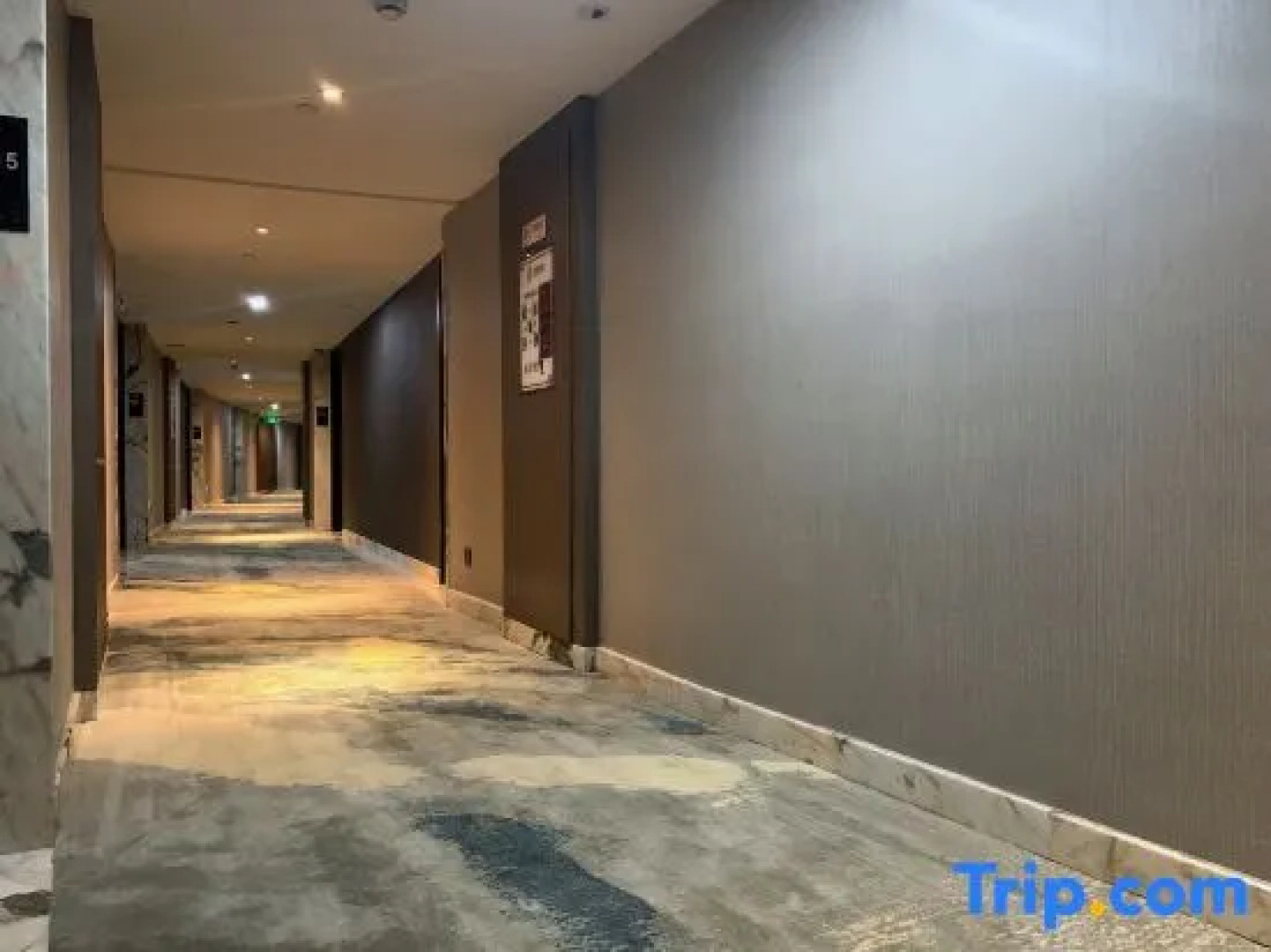 Huangting Lijing Hotel