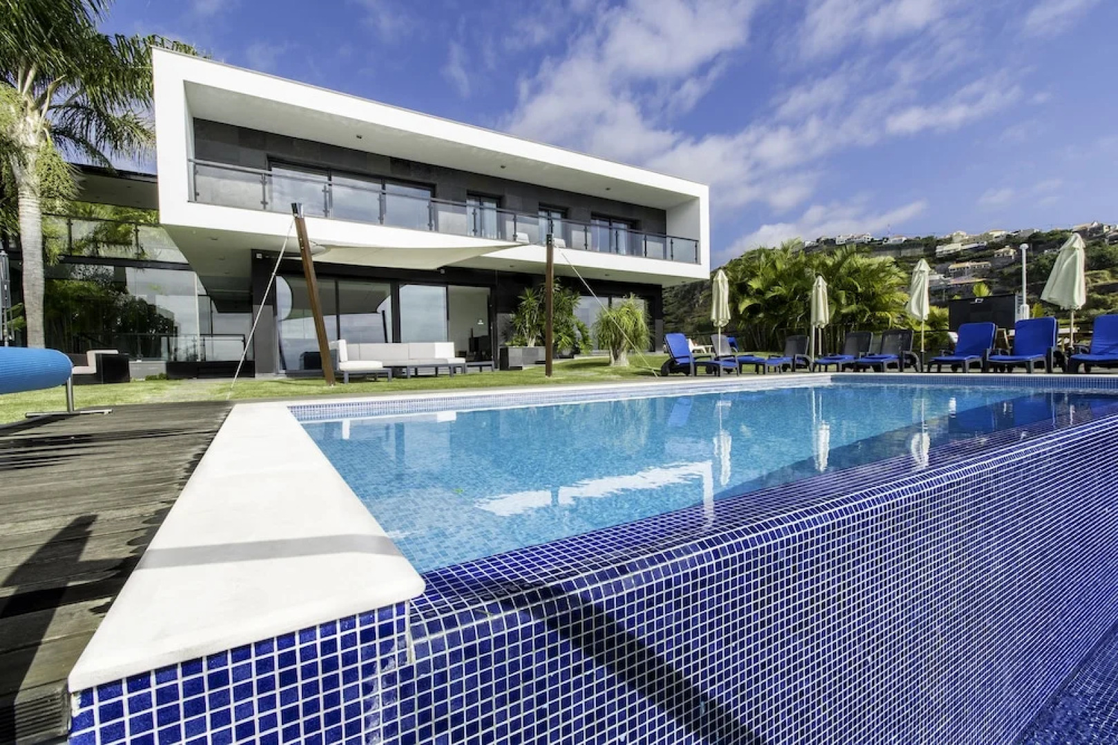 Villa Skylark by MHM