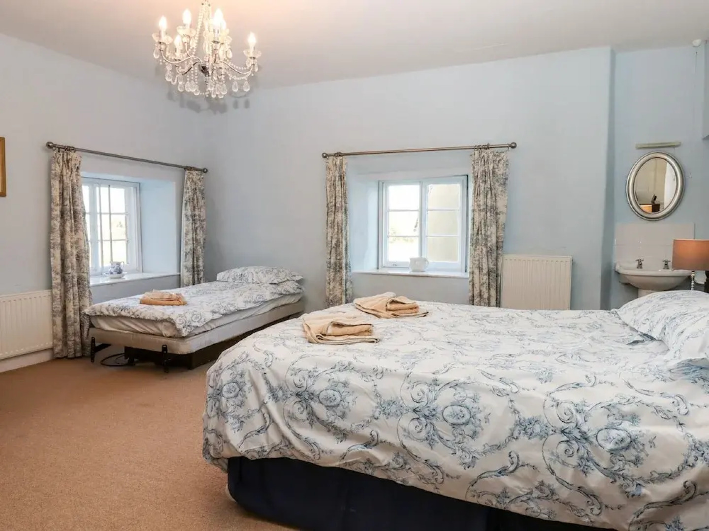 Twelve Oaks Farmhouse