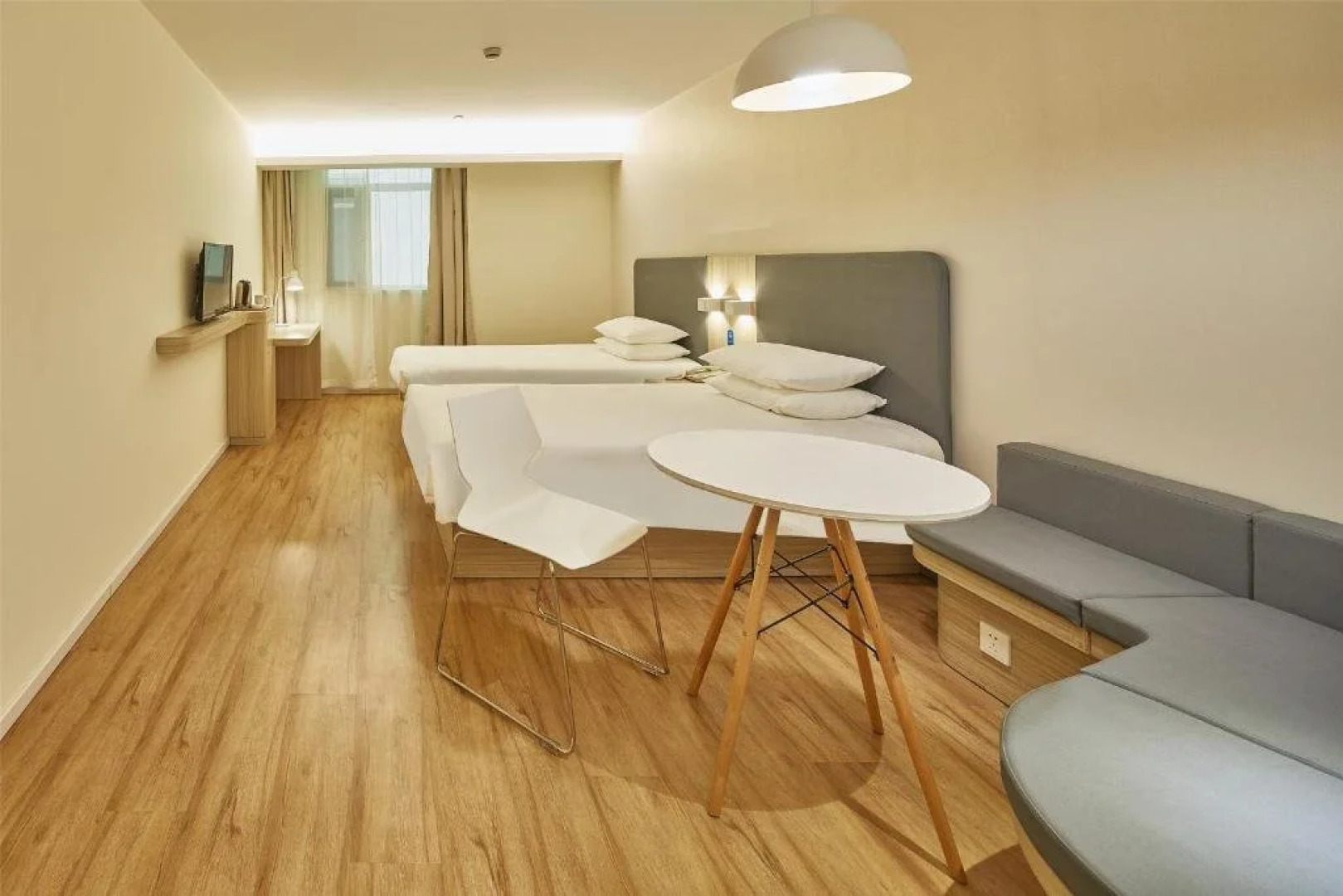 Hanting Express Longyan Zhongshan Road