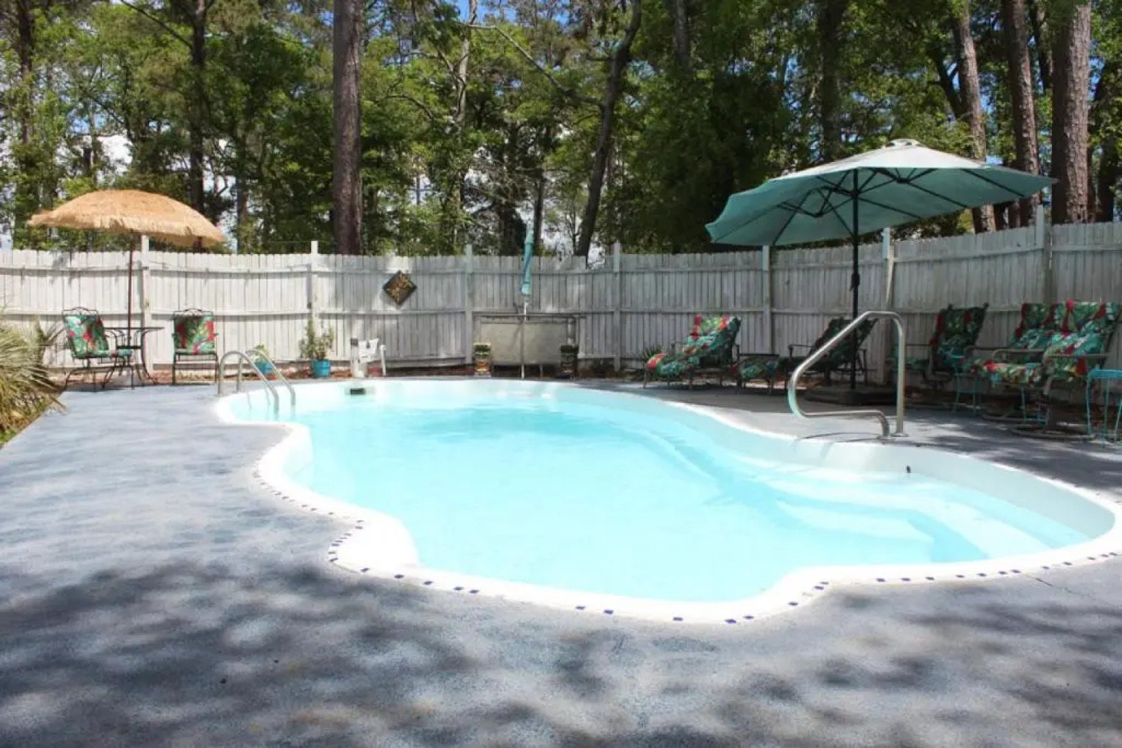 Blue Heaven by Oak Island Accommodations