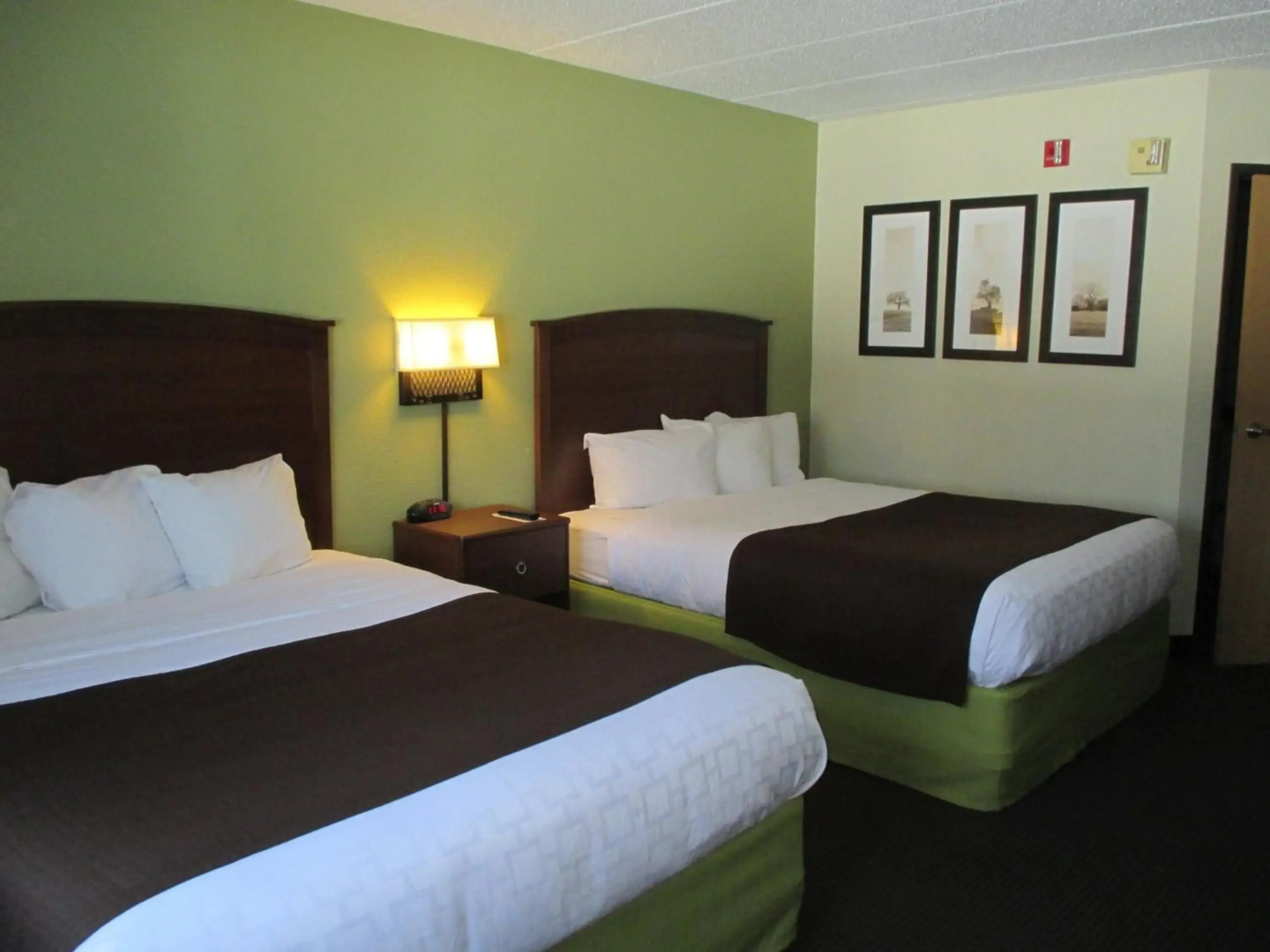 Cobblestone Hotel & Suites – Wisconsin Rapids