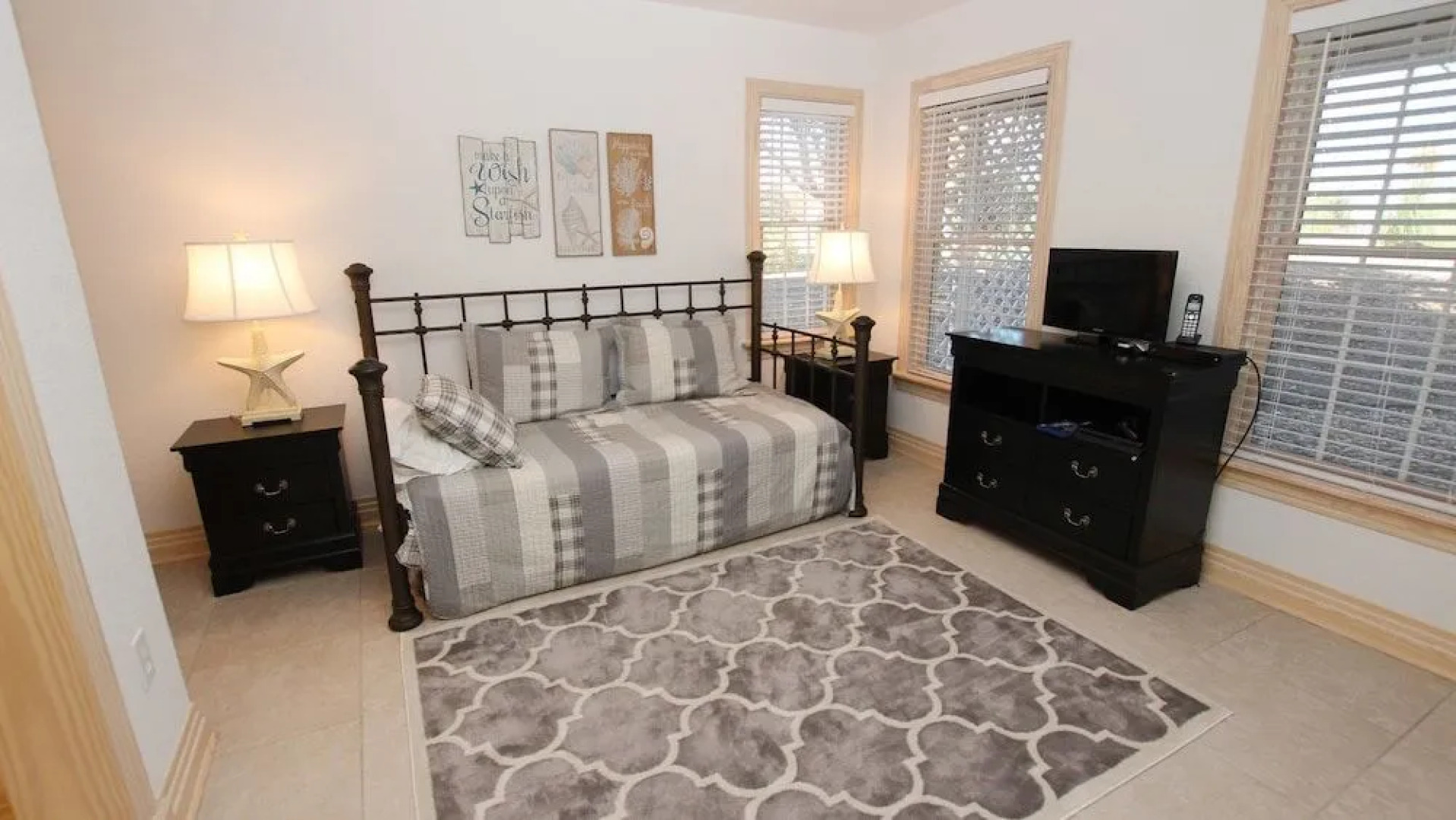 Galileo Point - 5 Br Home