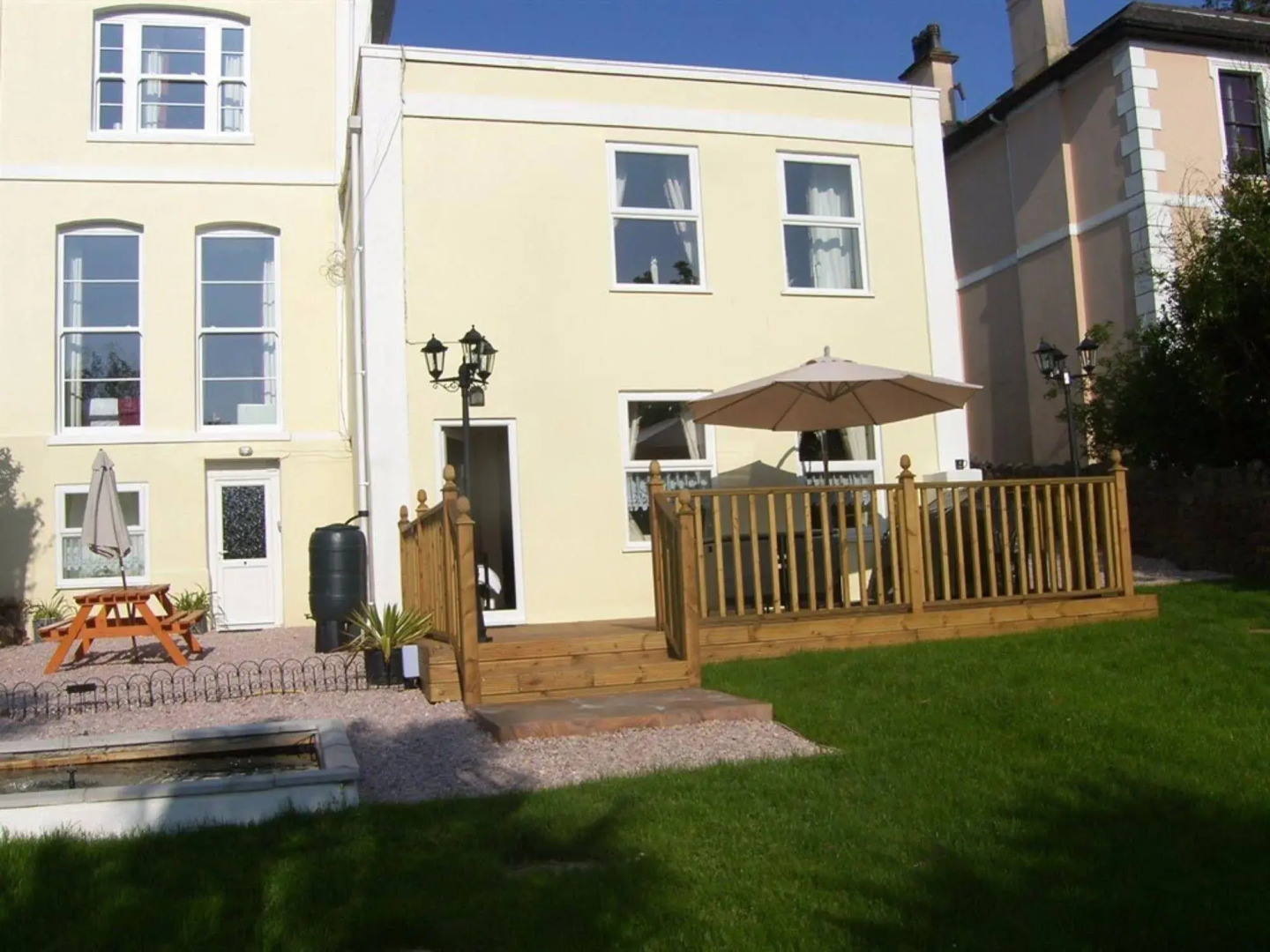 Appletorre House Holiday Flats