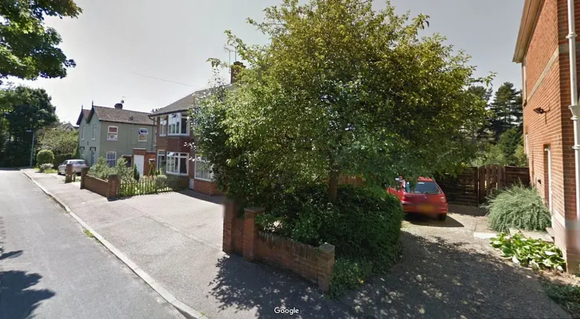 Toothbrush Apartments - Ipswich East - Cauldwell Ave