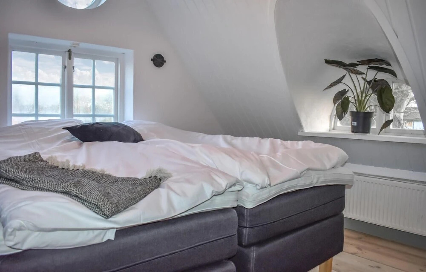 Amazing Home in Staffanstorp With Wifi and 8 Bedrooms