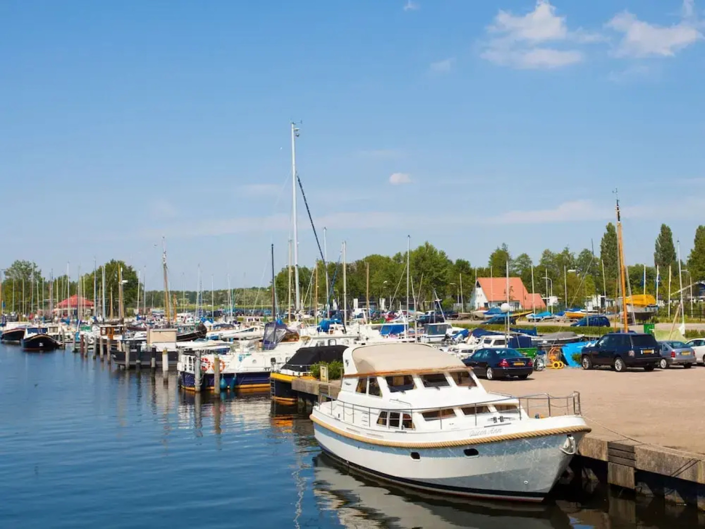 Villa With Roof Terrace Near Veluwemeer