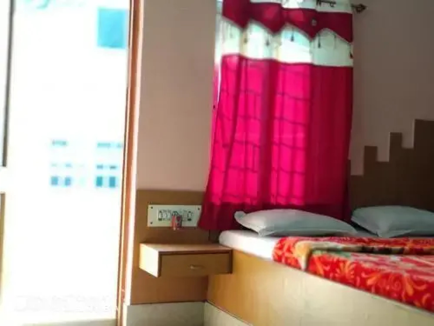 Neelanjana's Hotel Hindustan