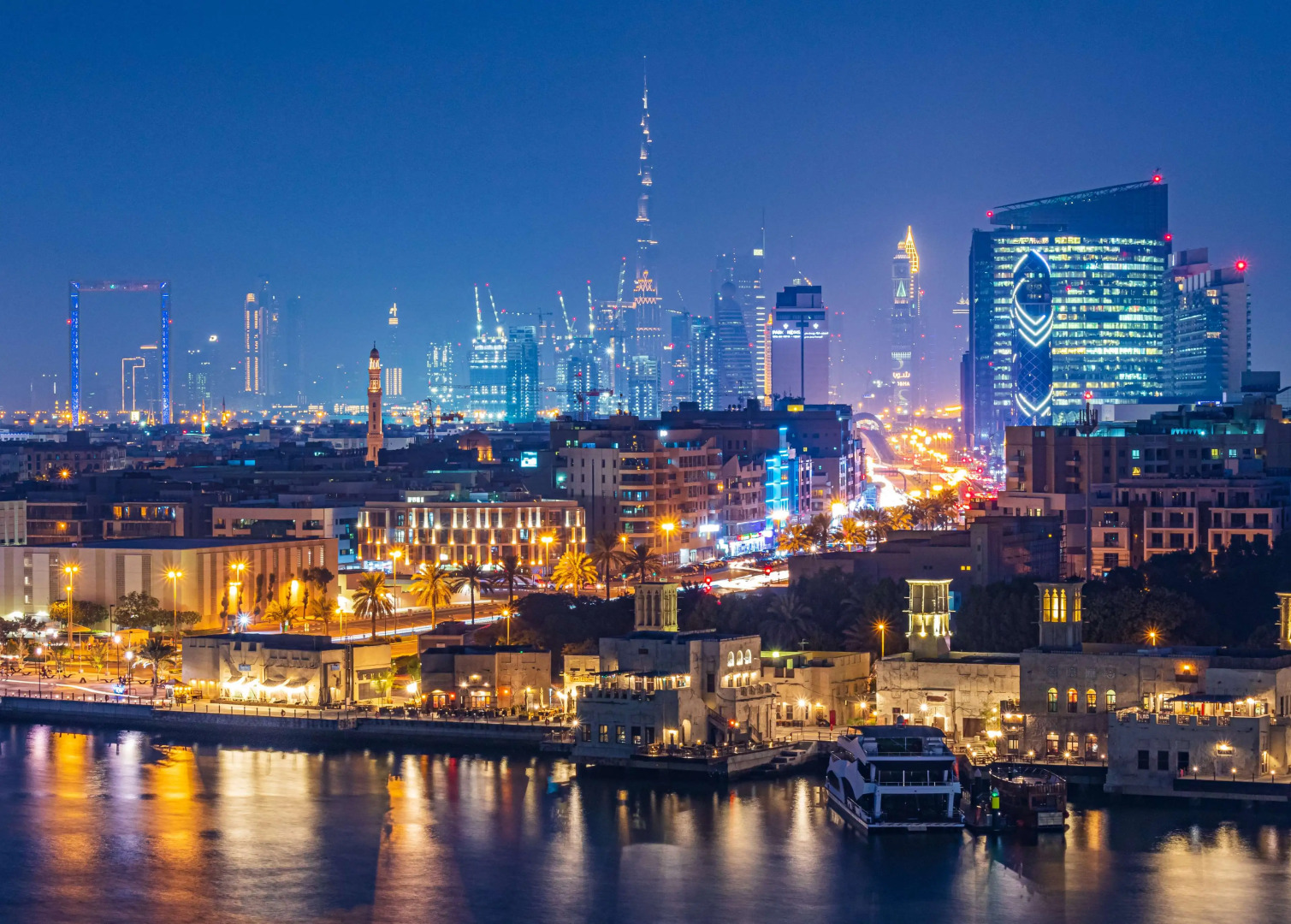 Radisson Blu Hotel, Dubai Deira Creek