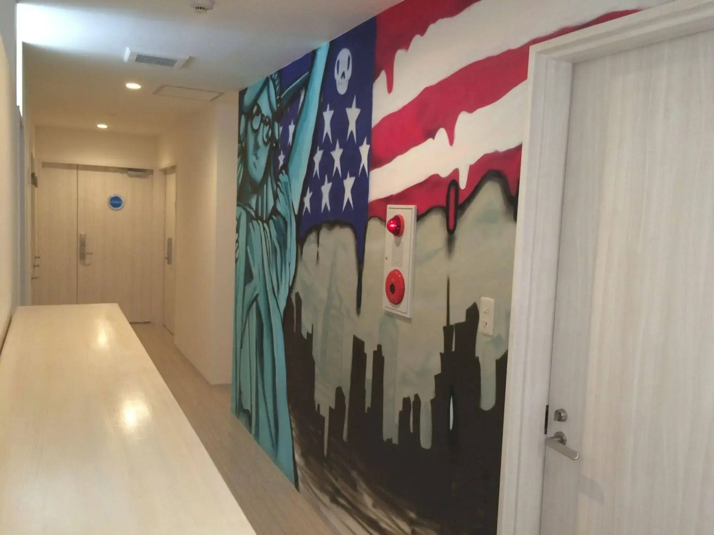 Ark Hostel & Cafe Dining