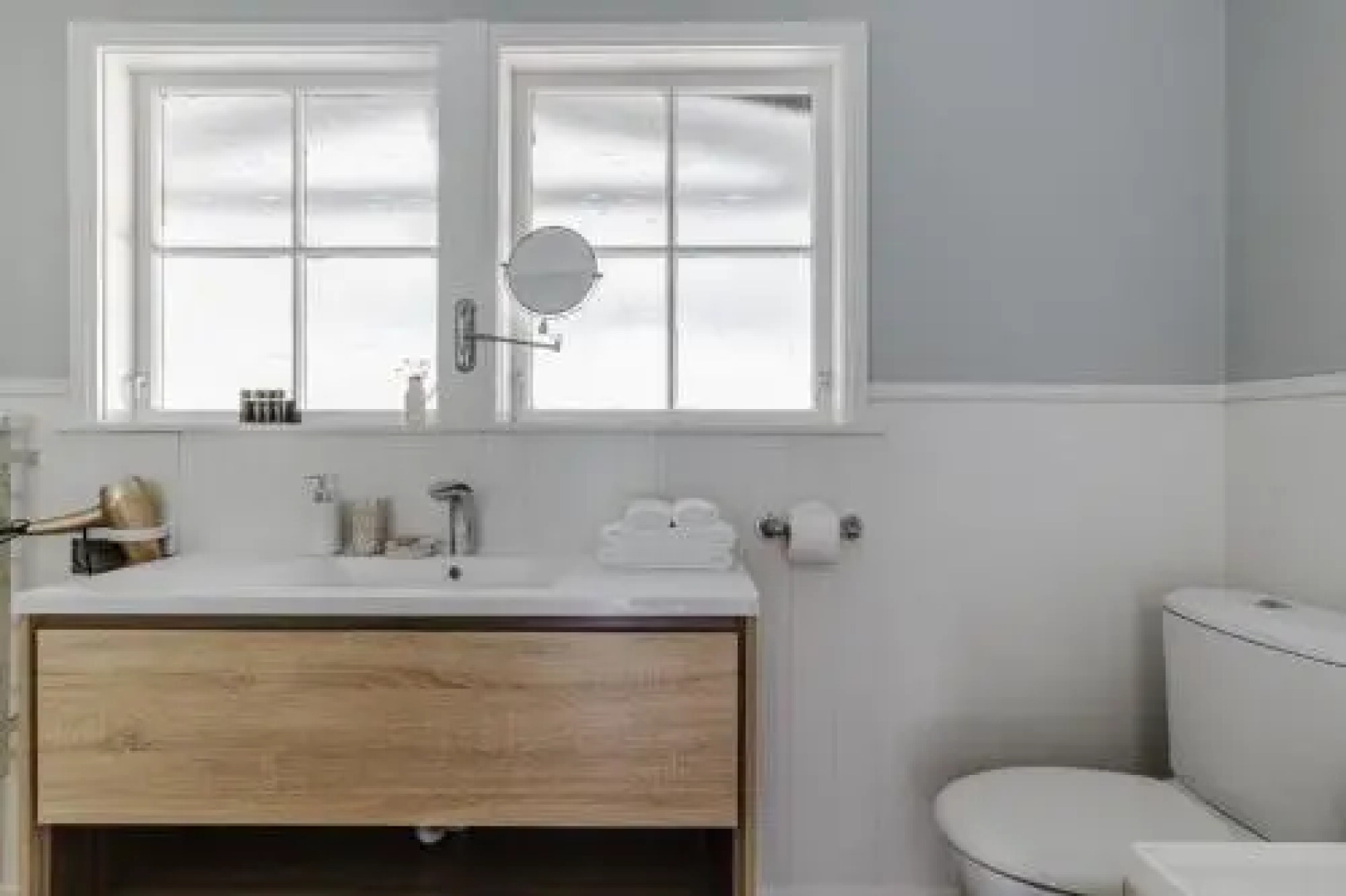 Bycroft Lodge Bed & Breakfast