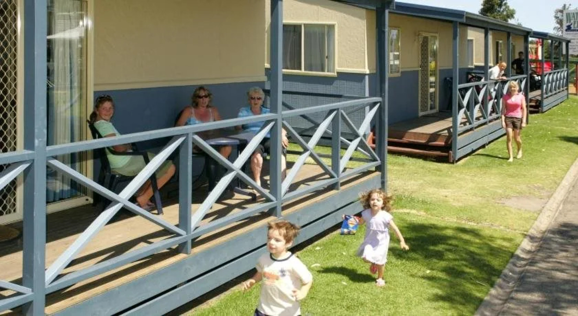 Waters Edge Holiday Park