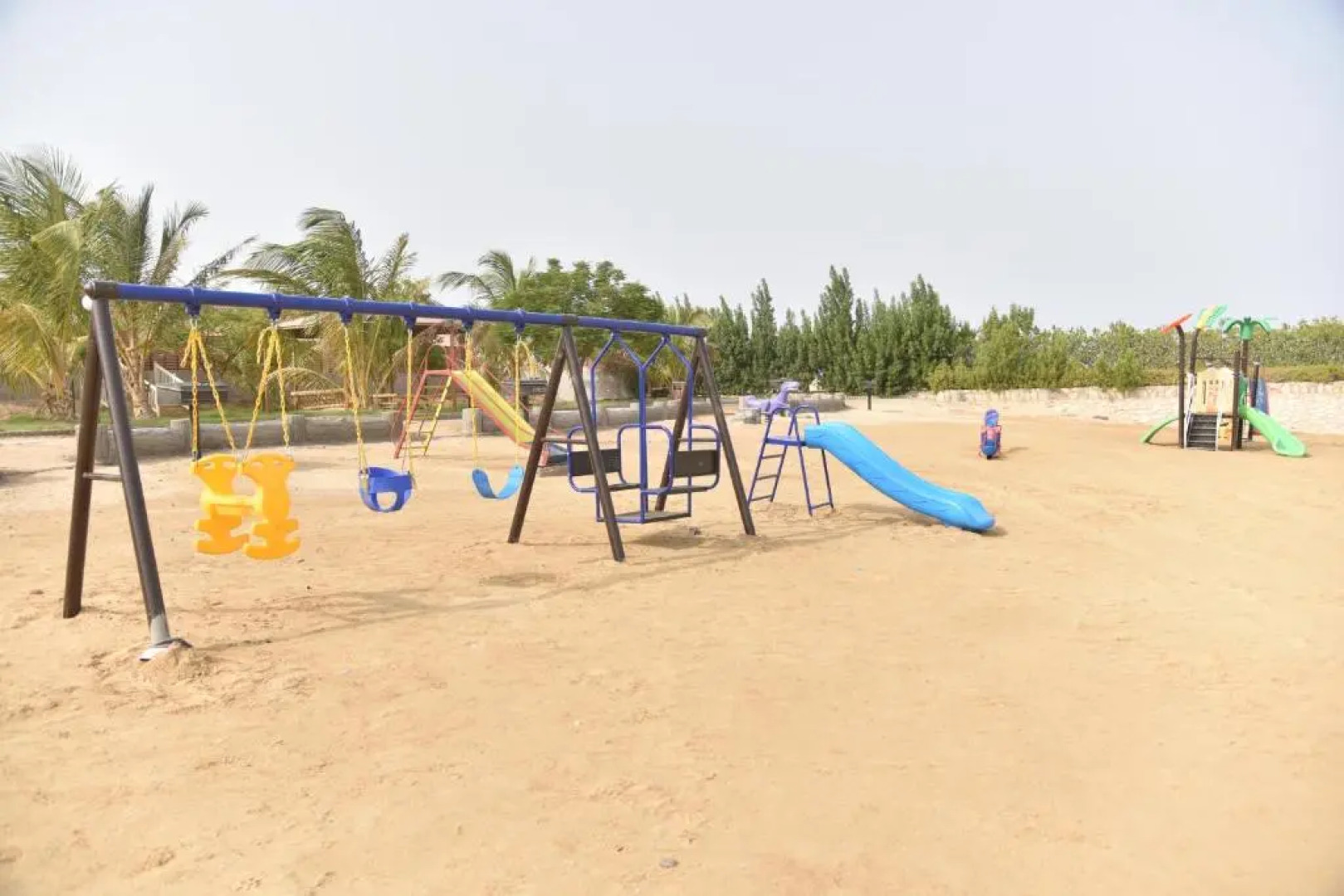 Hotel & Resort Golden Marina Yanbu  فندق ومنتجع جولدن مارينا ينبع إدارة وتشغيل شركة منتجع المرسى الذهبي