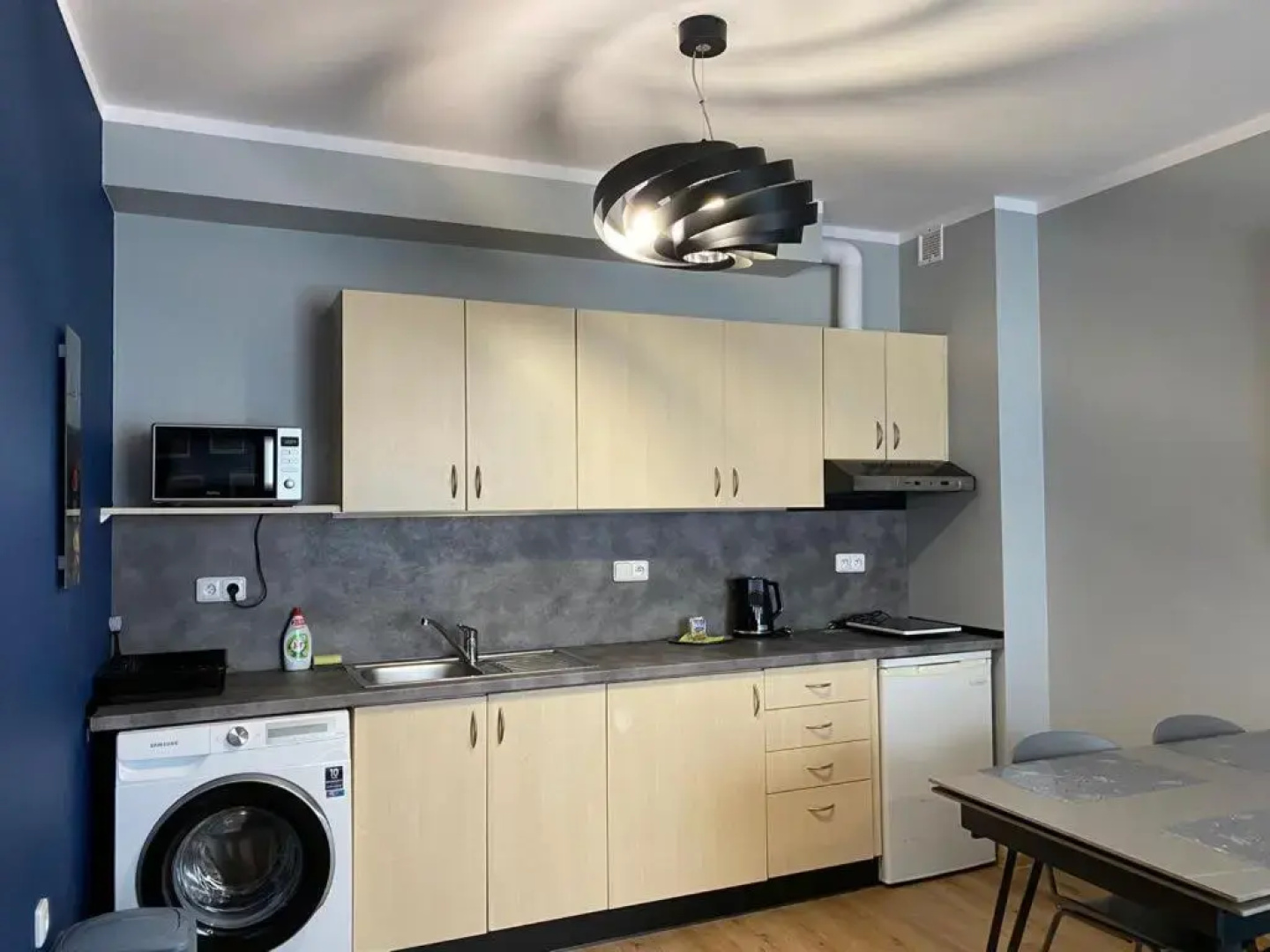 B2B Apartments