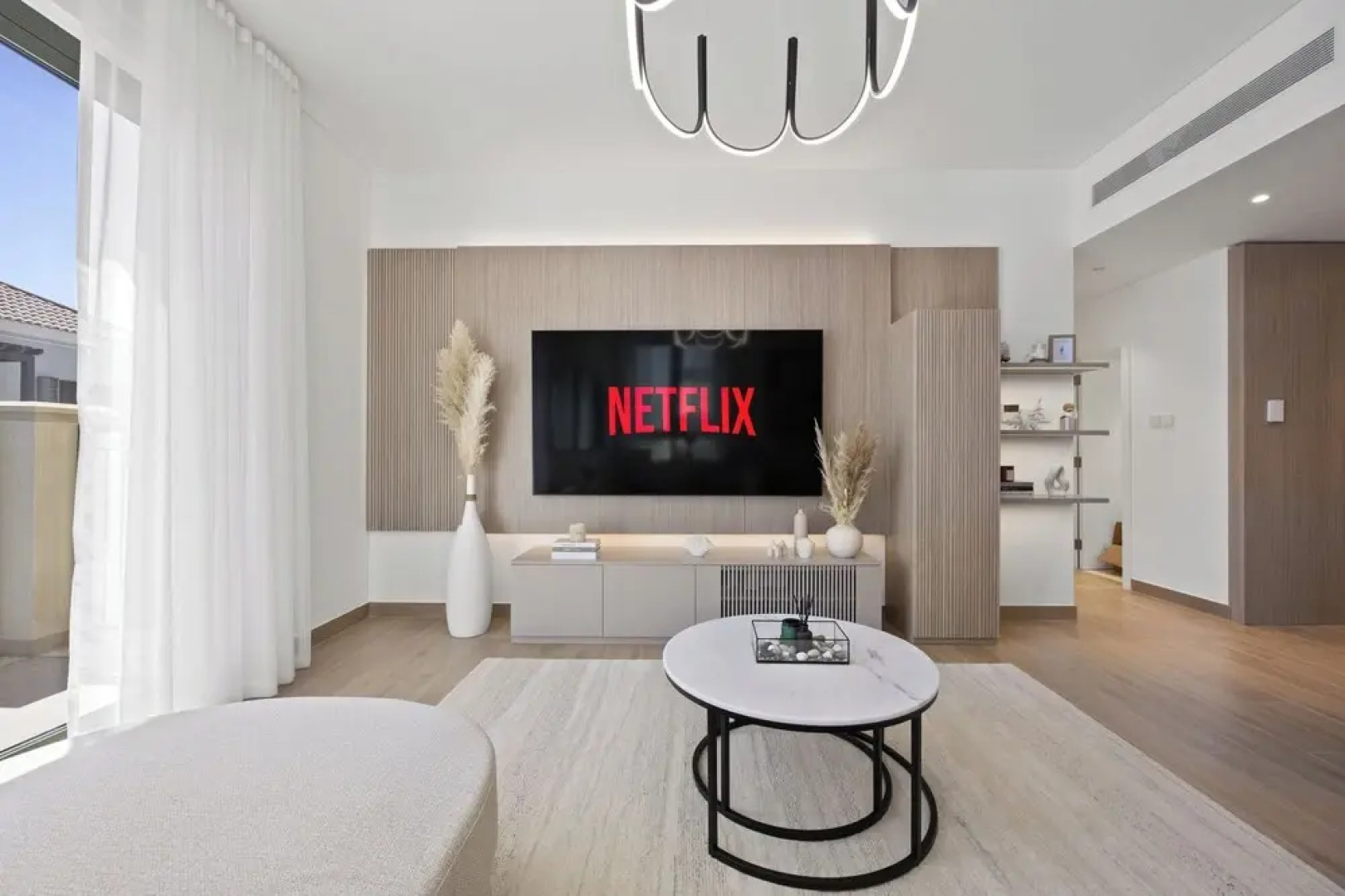 Portside Bliss La Mer 1 BR with Sea View