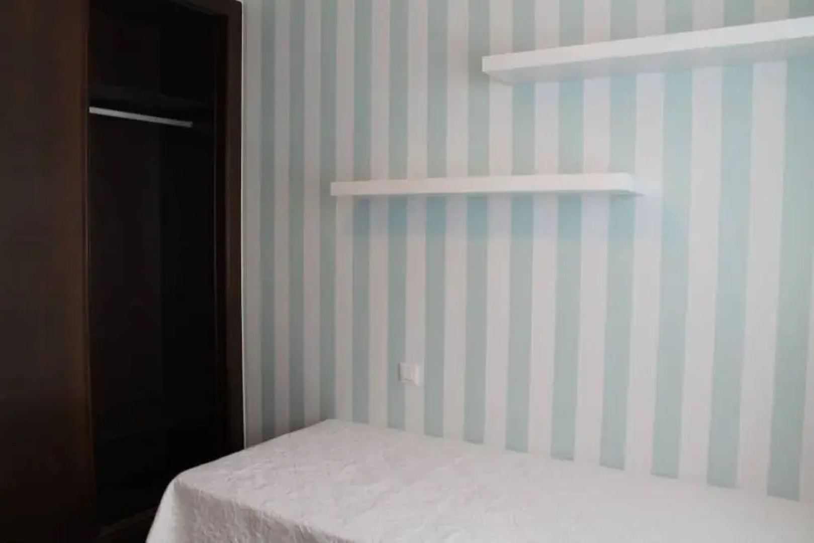 Apartment - 3 Bedrooms with WiFi - 107786