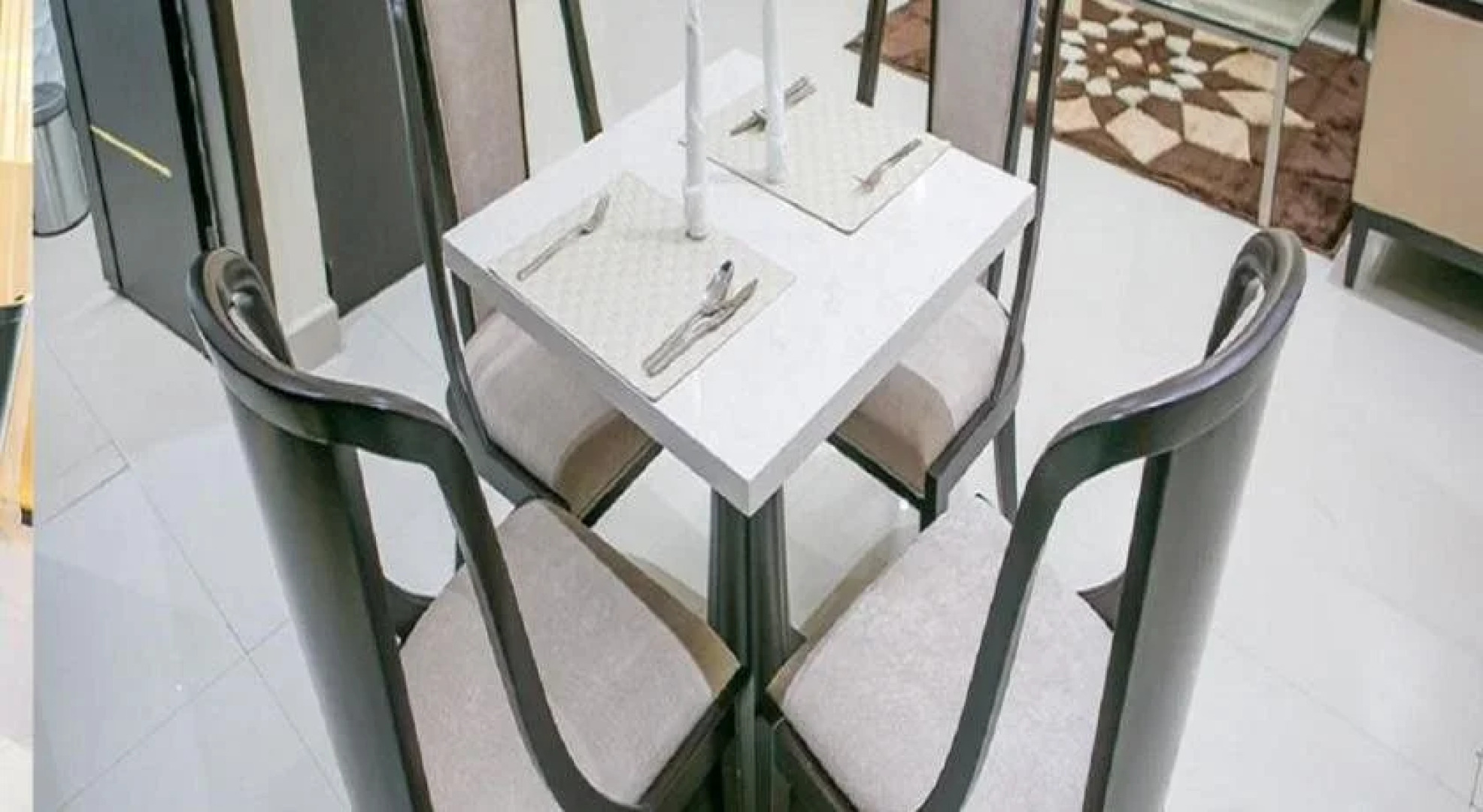 Echelon Heights Hotel