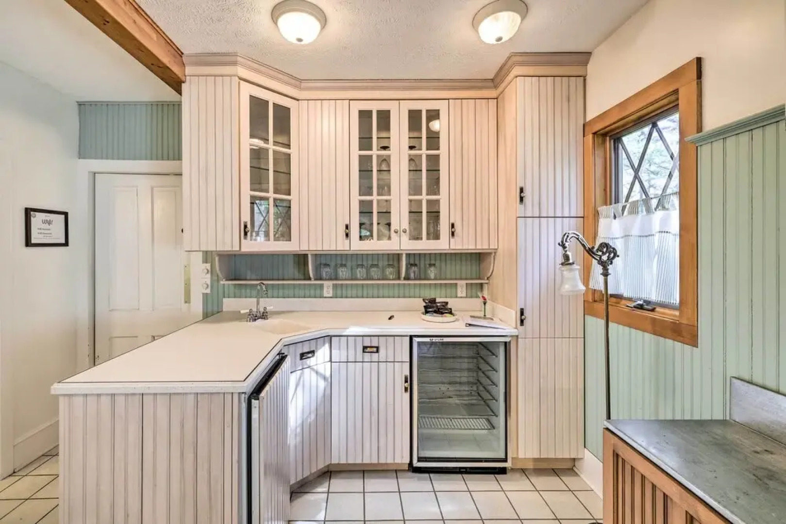 Family-friendly Getaway - 1 Mi to Pocono Lake!