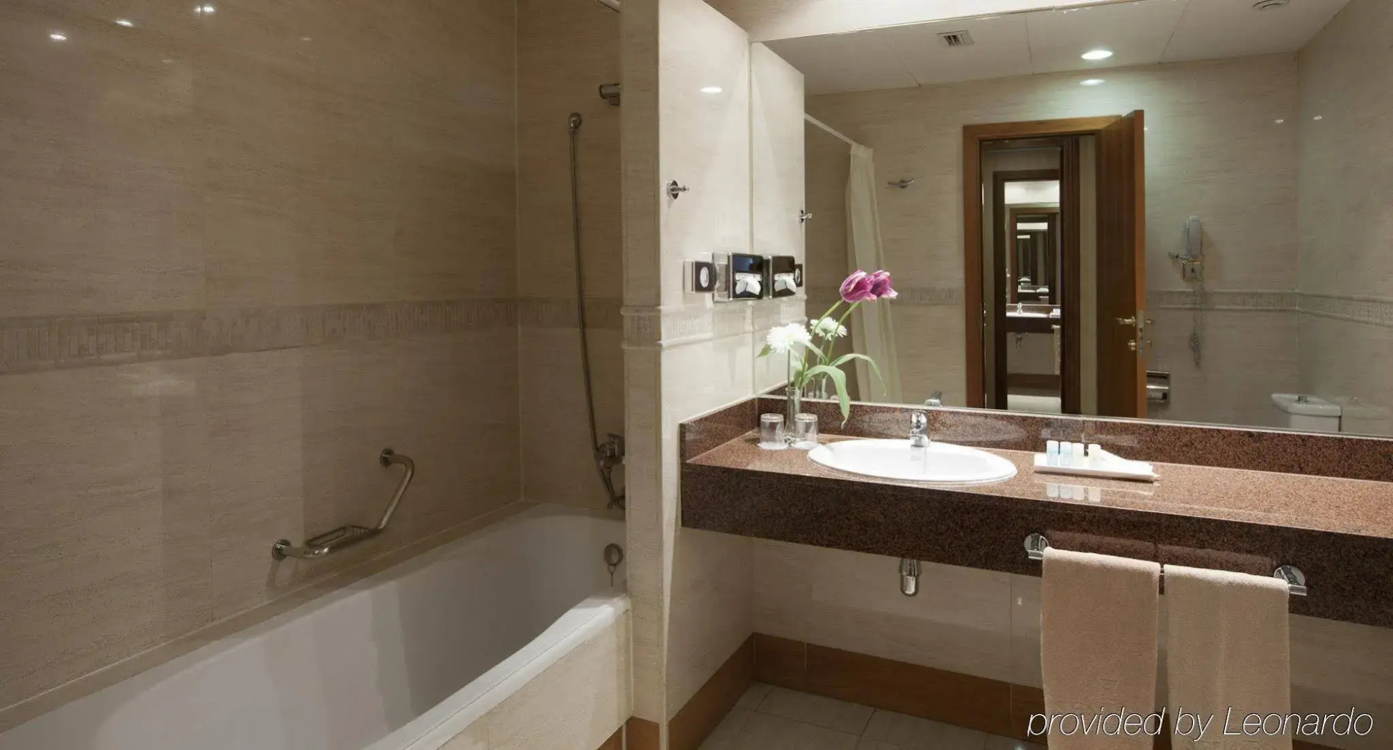 Senator Gran Vía 70 Spa Hotel