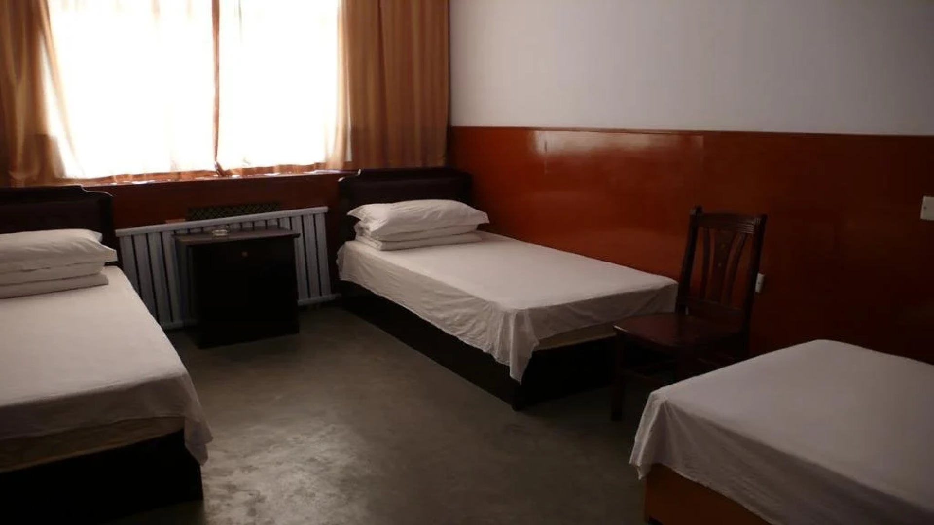 Korla Dragon Path Hostel