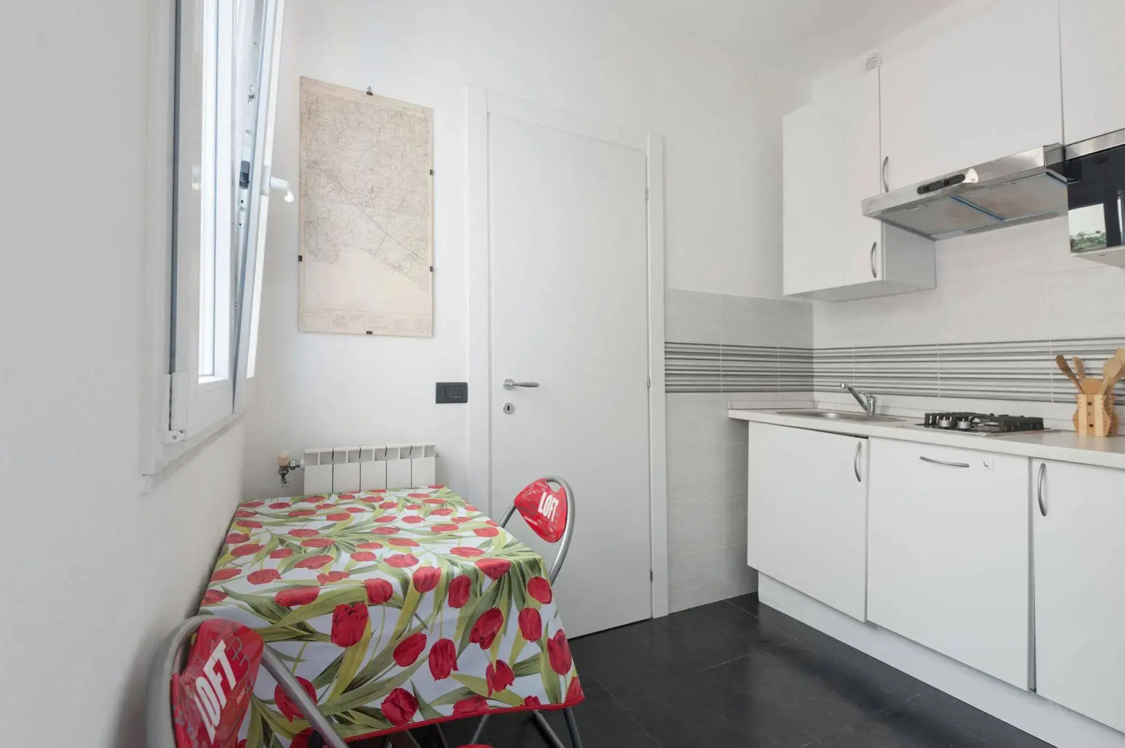 Hanging Garden with Air Conditioning