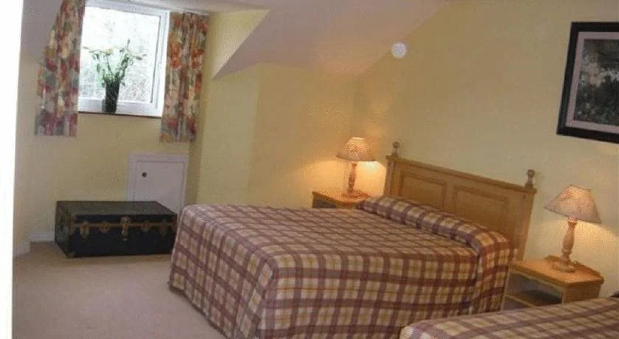 Brass Lantern Townhouse