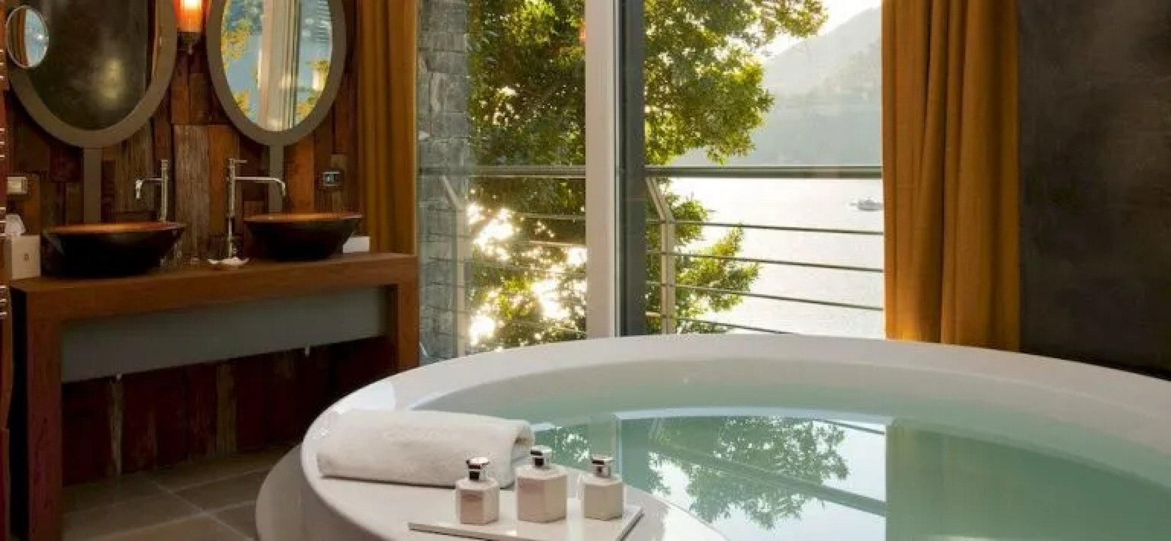 CastaDiva Residences