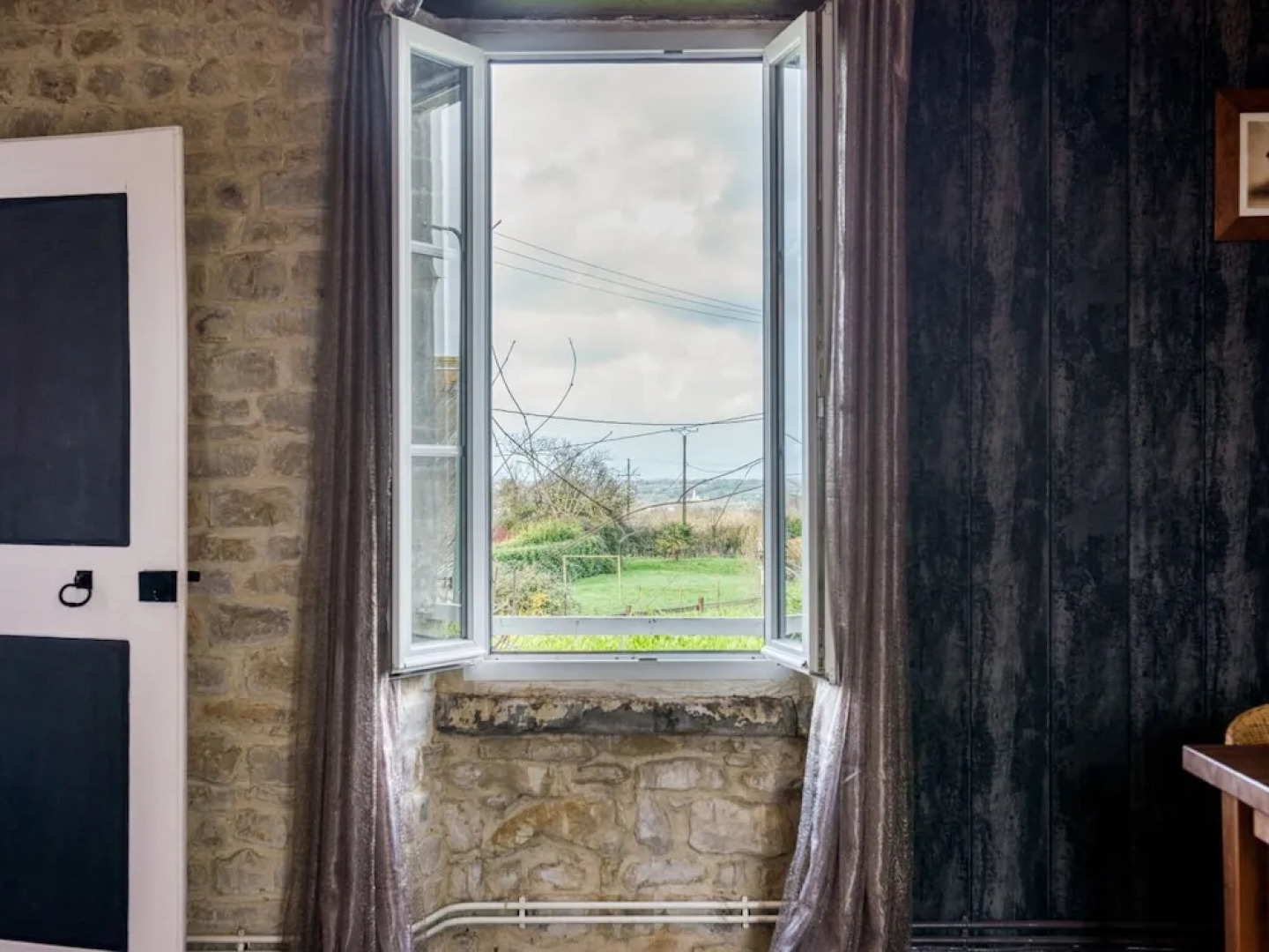 Cosy Holiday Home in Mandeville en Bassin Near Beach