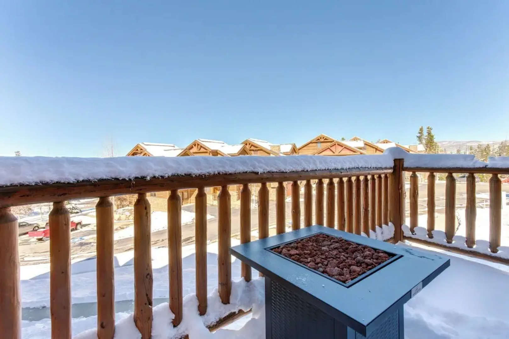 Spacious Fraser Gem: 7 Mi to Winter Park!