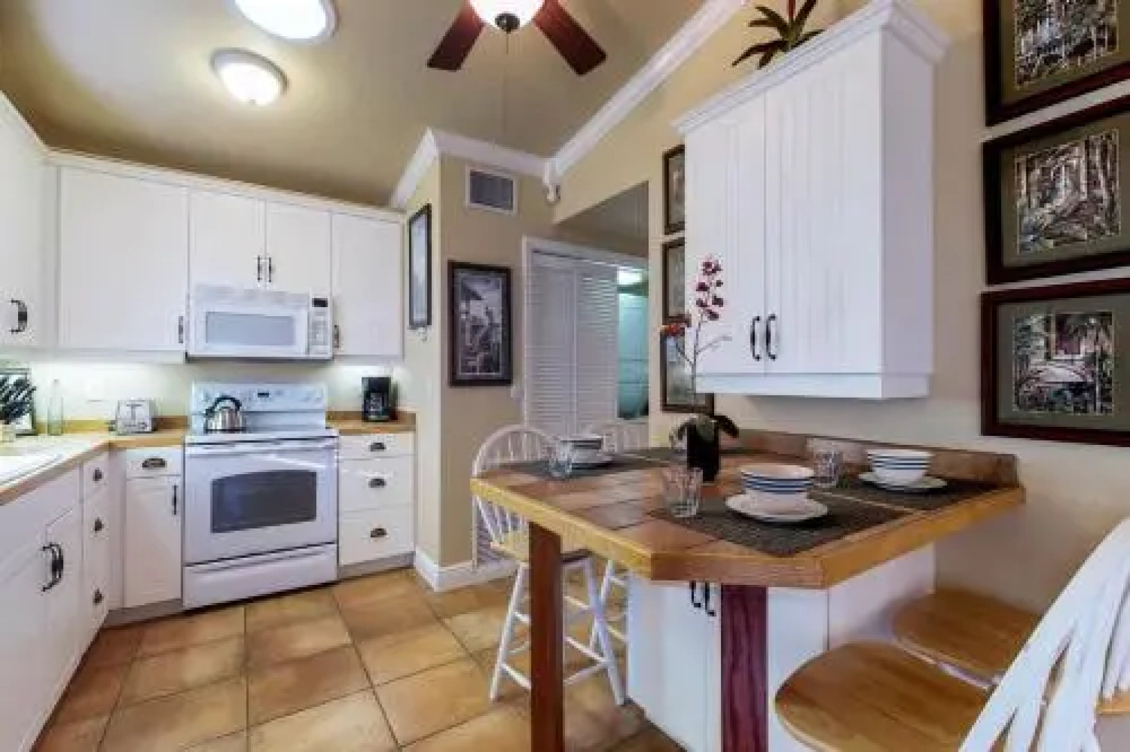 Palm Isle 3210 by RedAwning