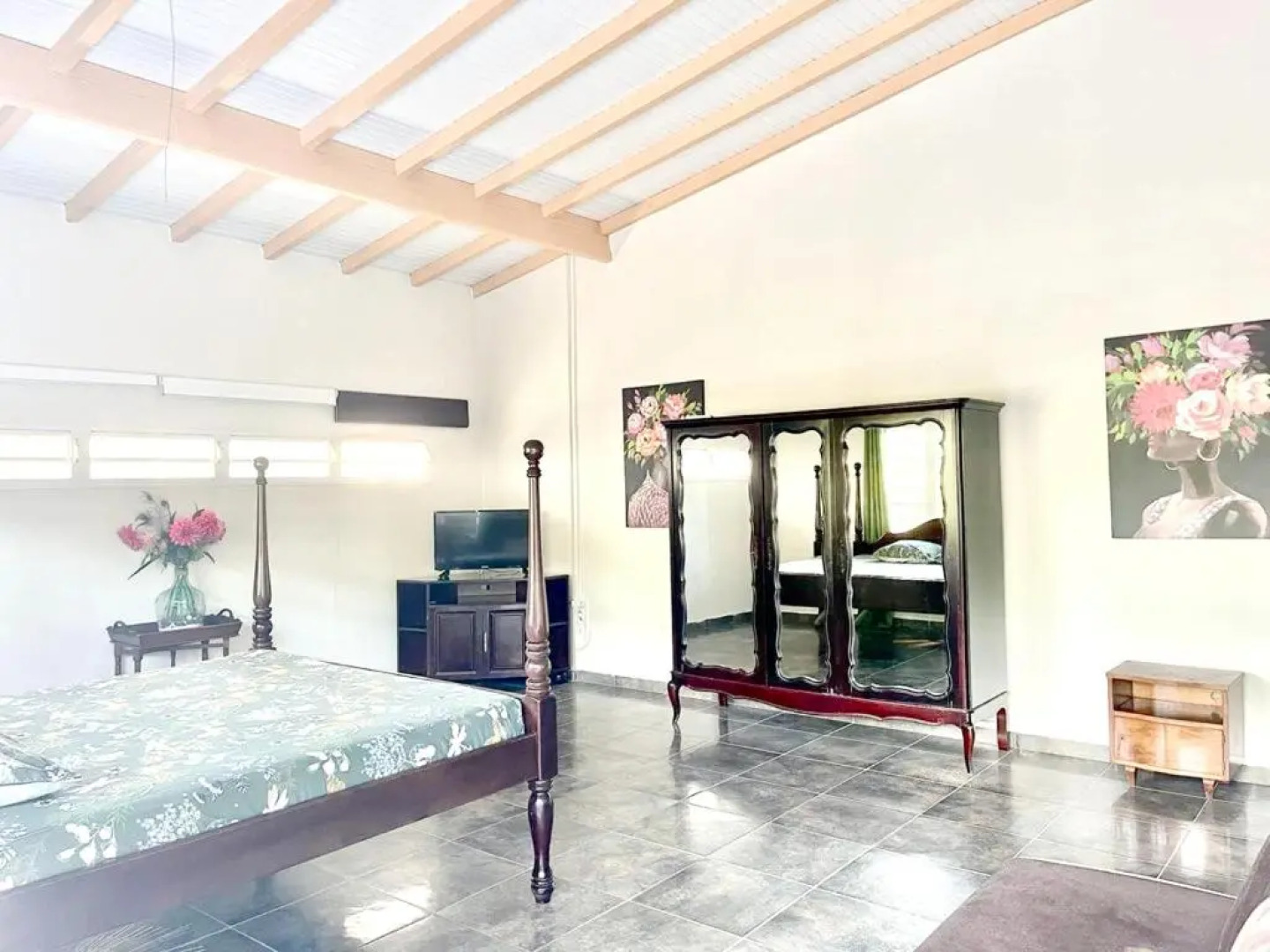 Villa de 6 chambres a Le Vauclin a 500 m de la plage avec vue sur la mer piscine privee et jardin clos