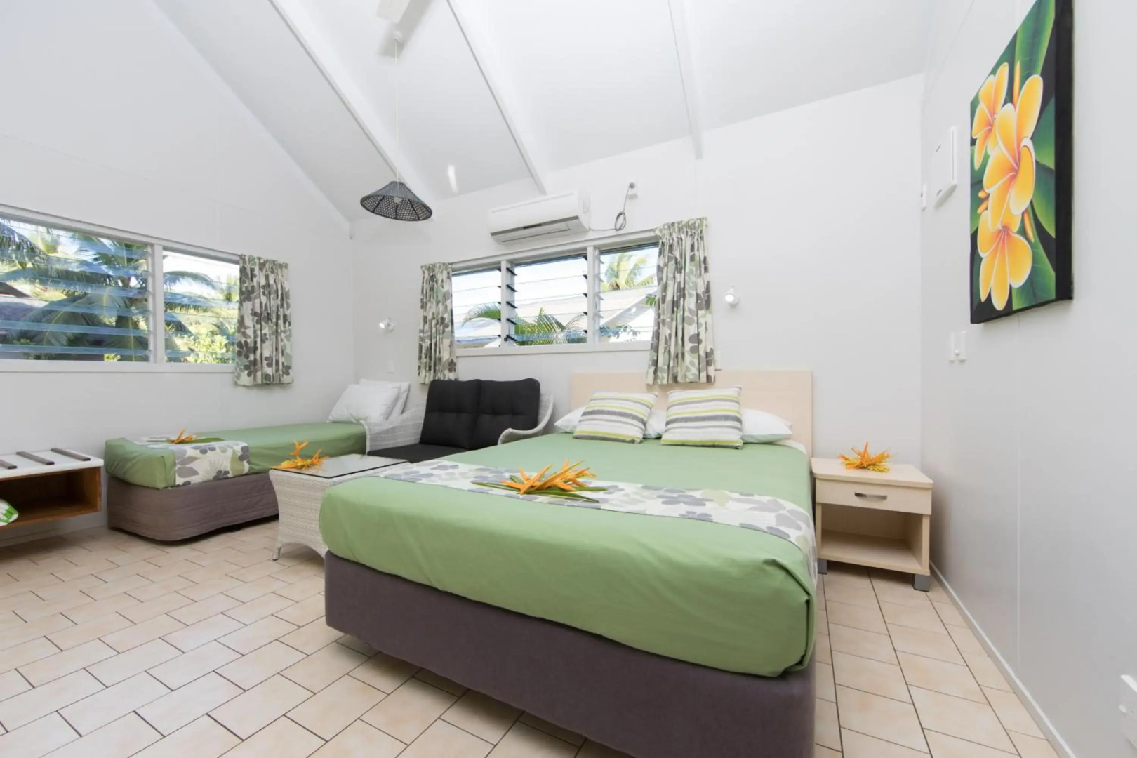 Lagoon Breeze Villas