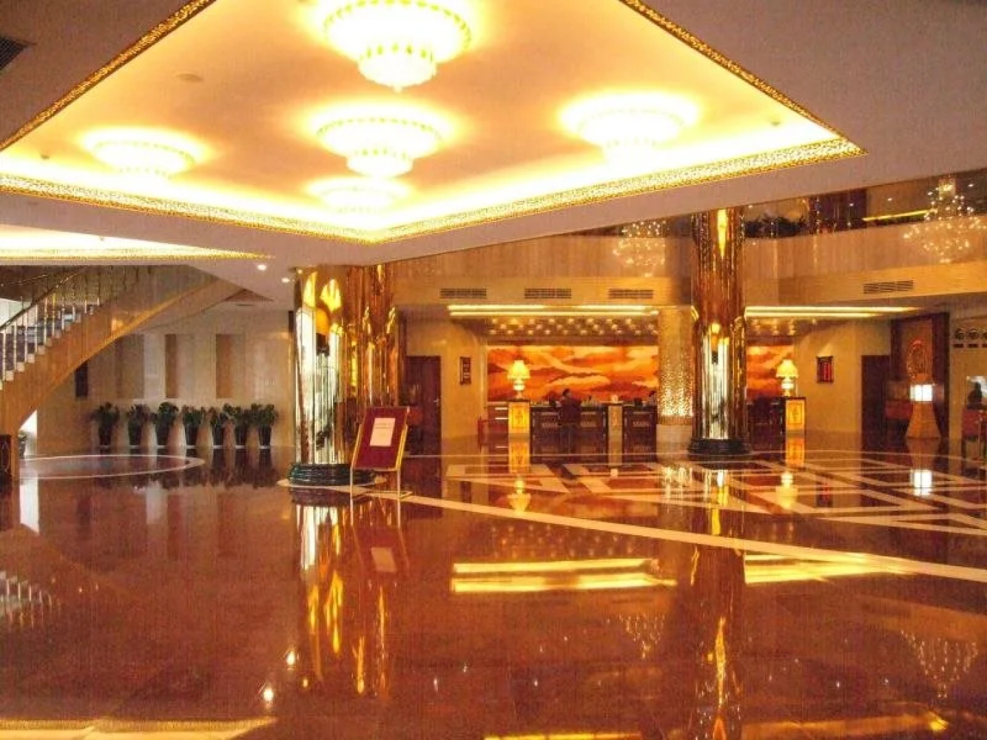 Jinjiang Grand Hotel