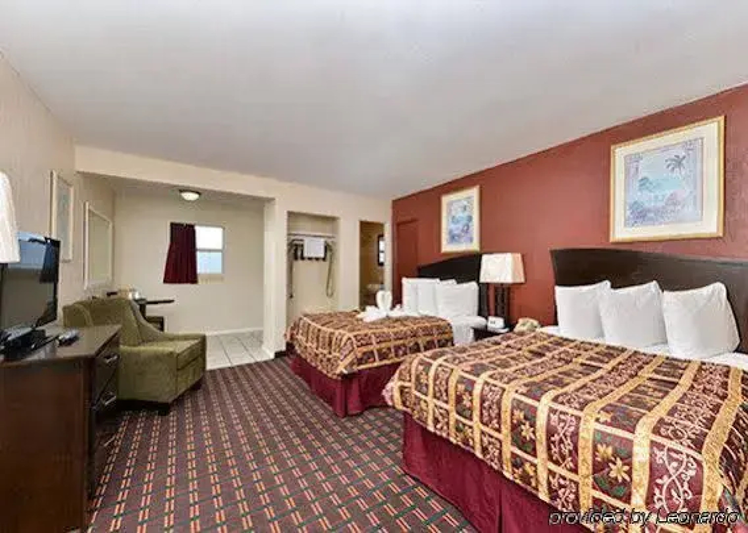 Sunrise Inn On The Beach