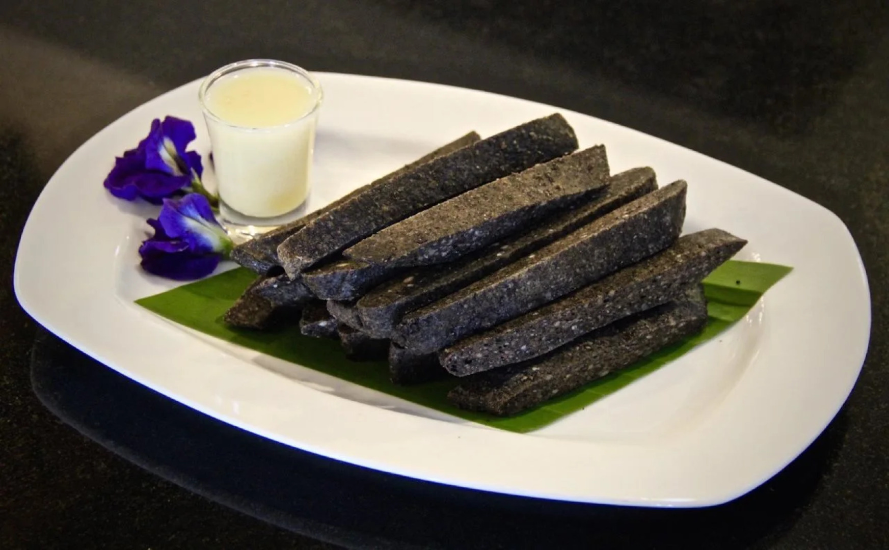 Phornpailin Riverside Resort