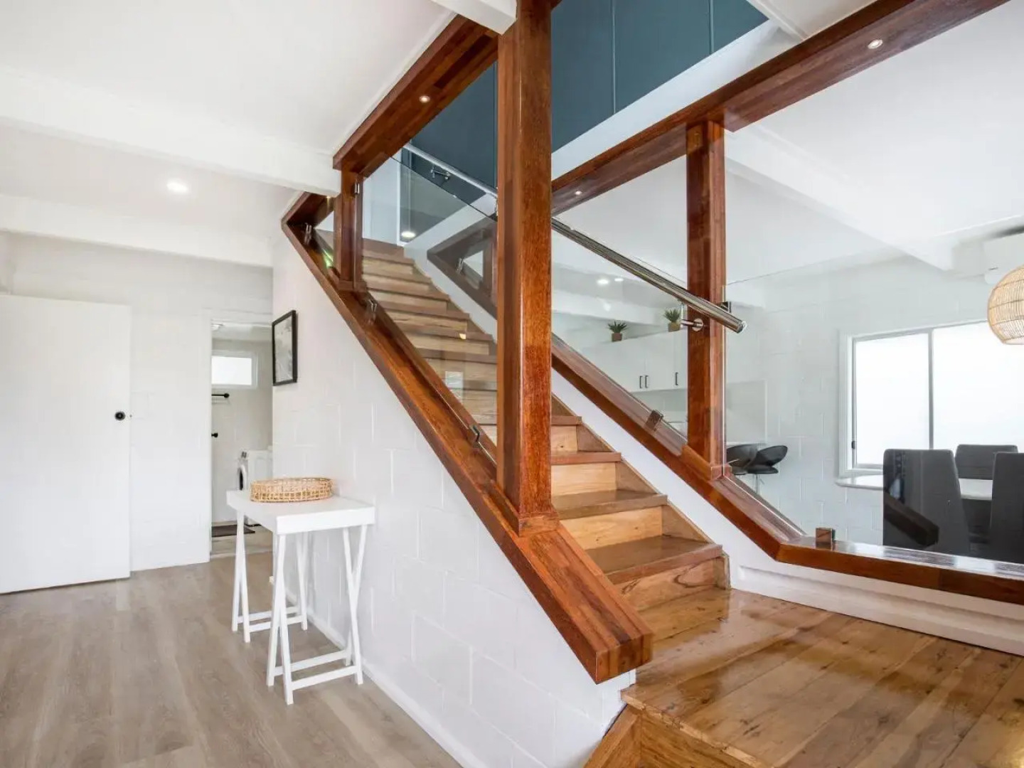 Sunfish - Pet Friendly - 4 Mins Walk to Beach