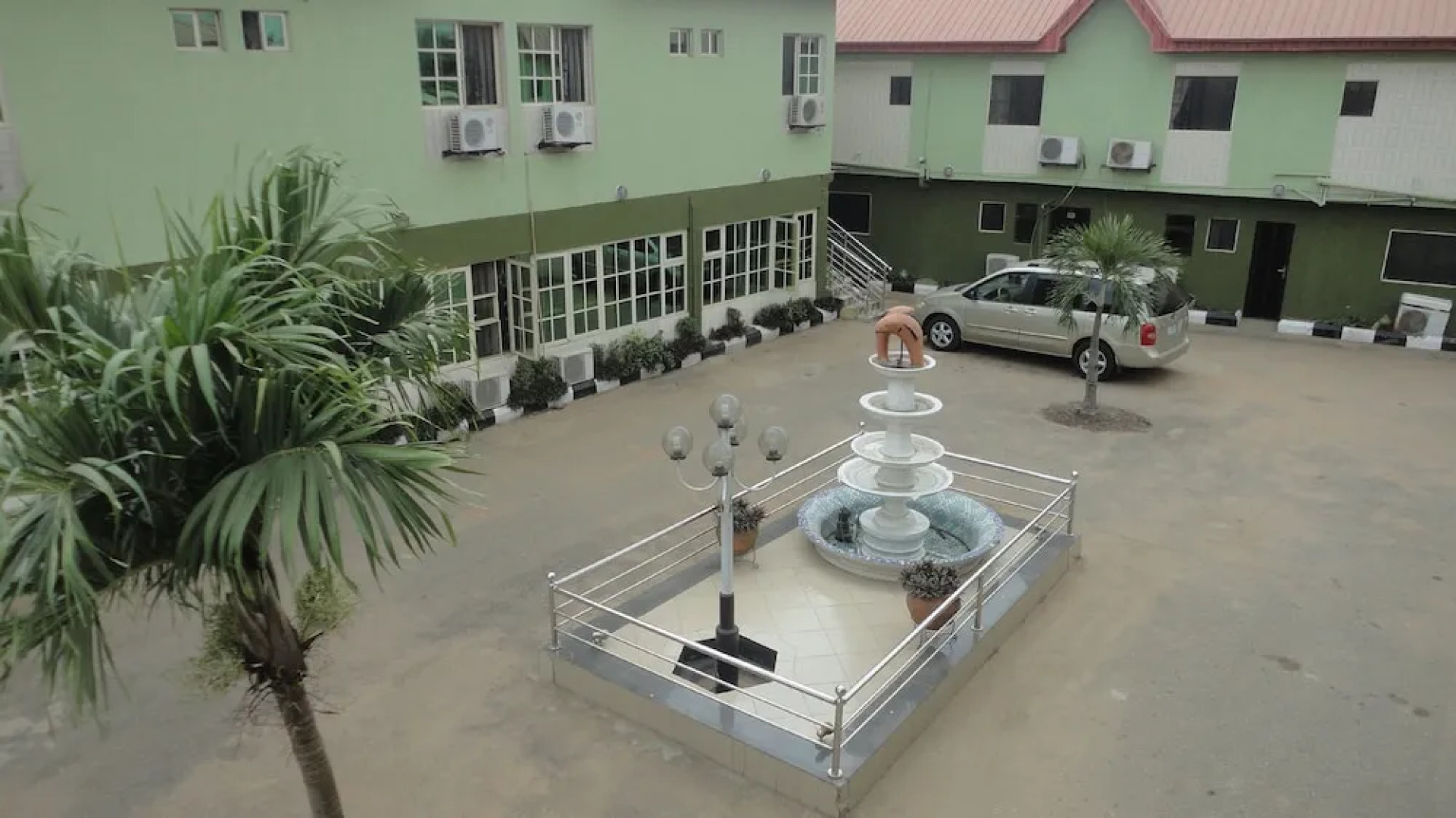 Hallmark Suites Itori