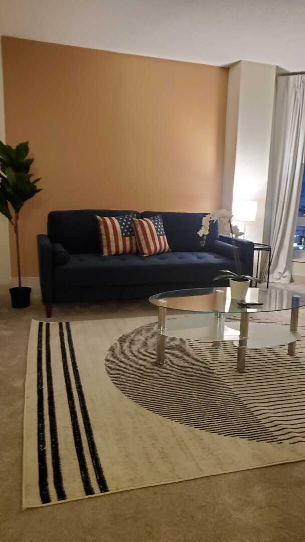 2 Bed with Work From Anywhere Office & Fast Wifi!